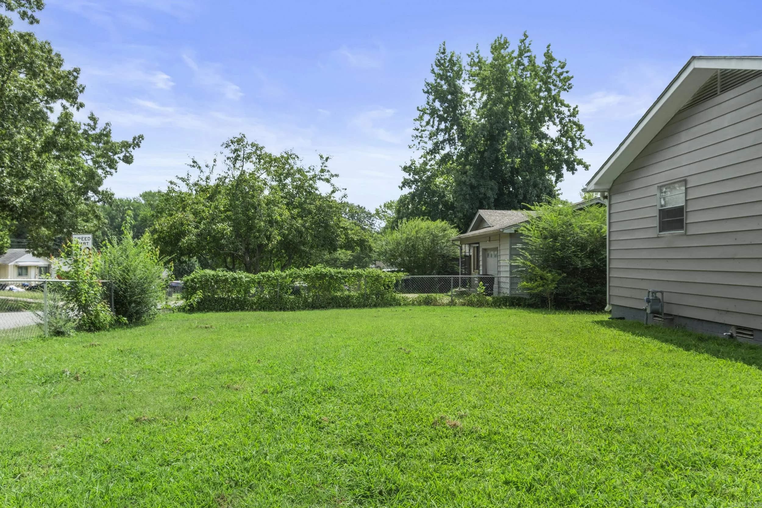 Property at 1001  Ferrell - Image 23