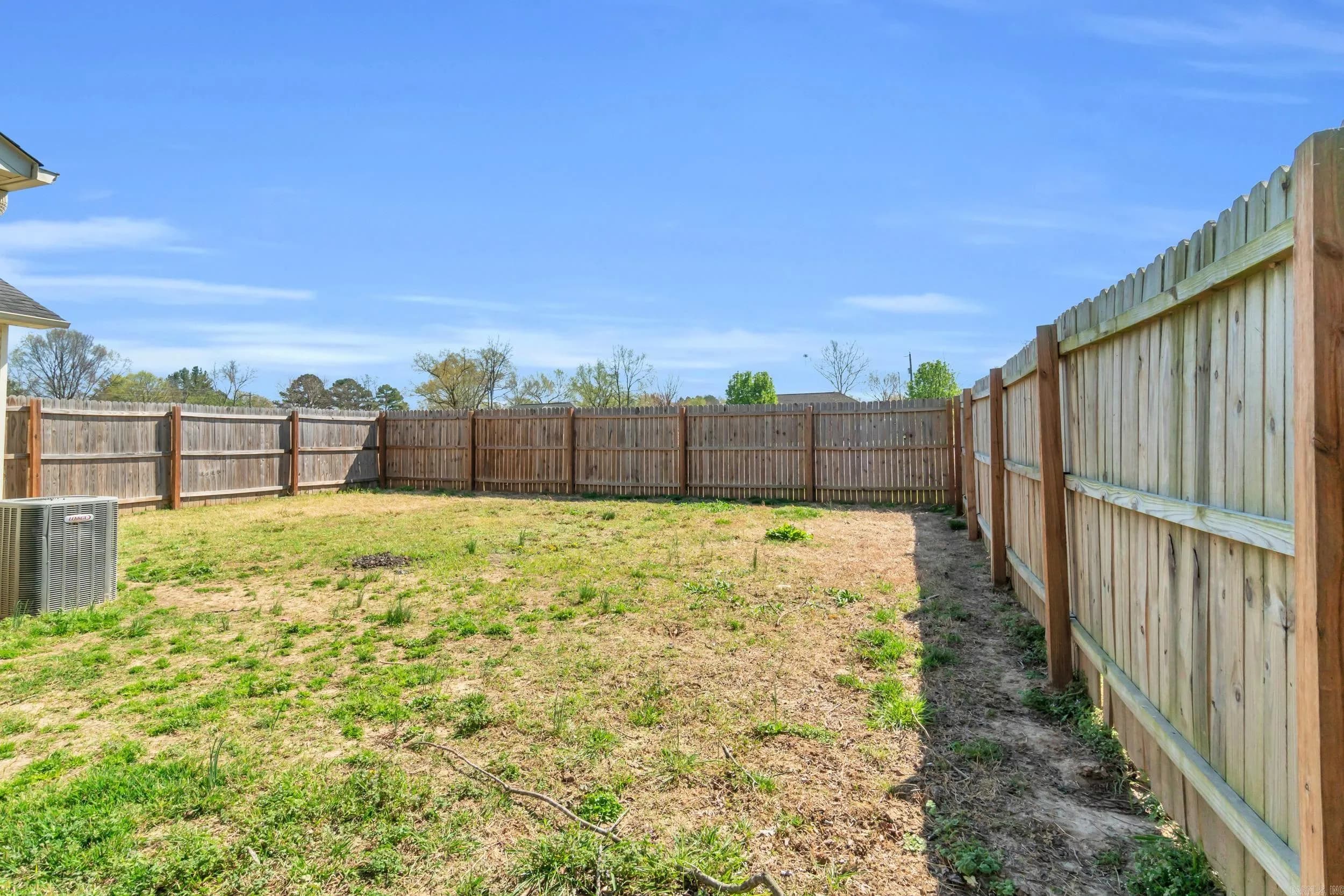 Property at 201 N Horn a & b - Image 24