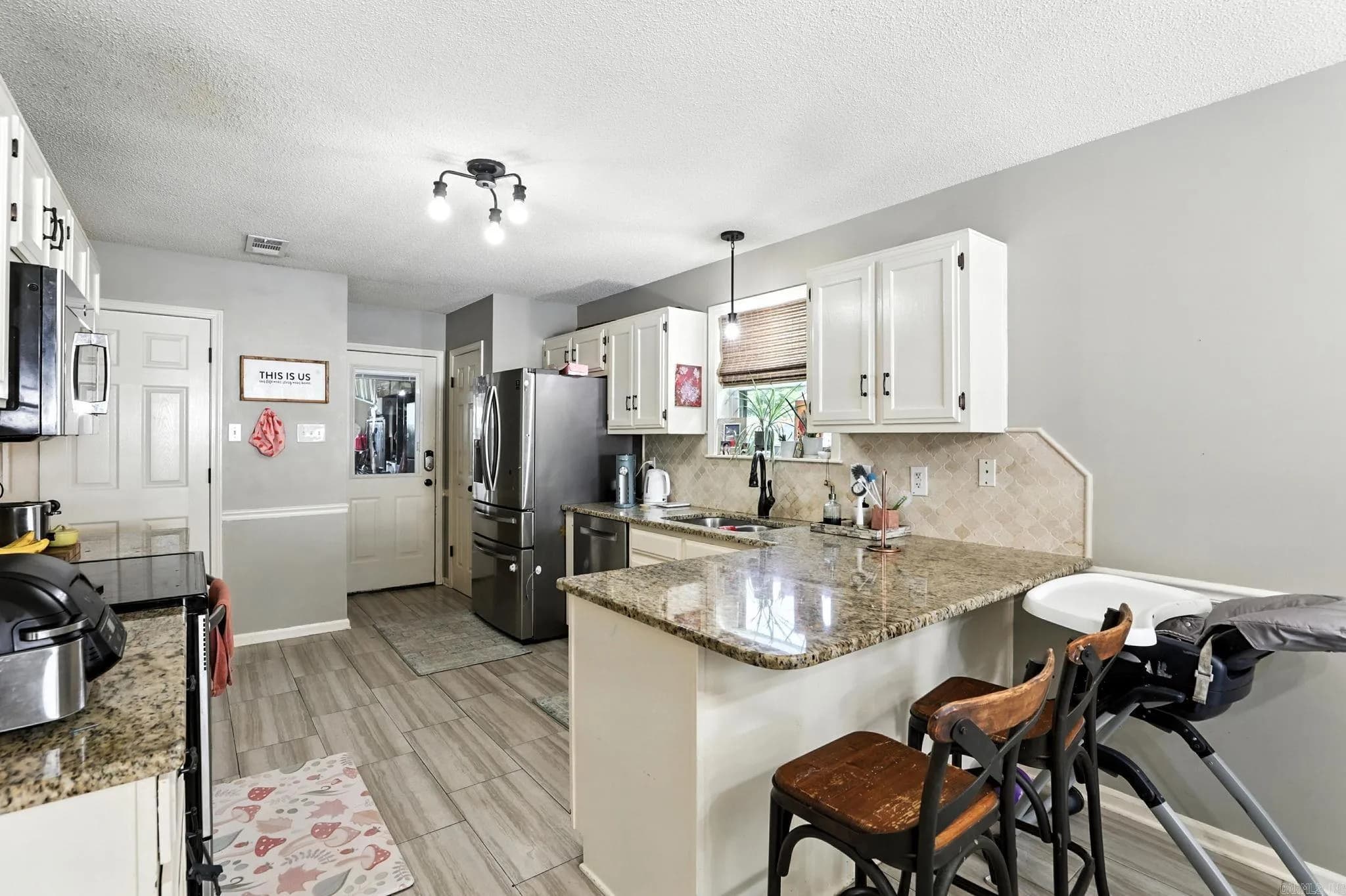 Property at 28  Crestwood dr - Image 13