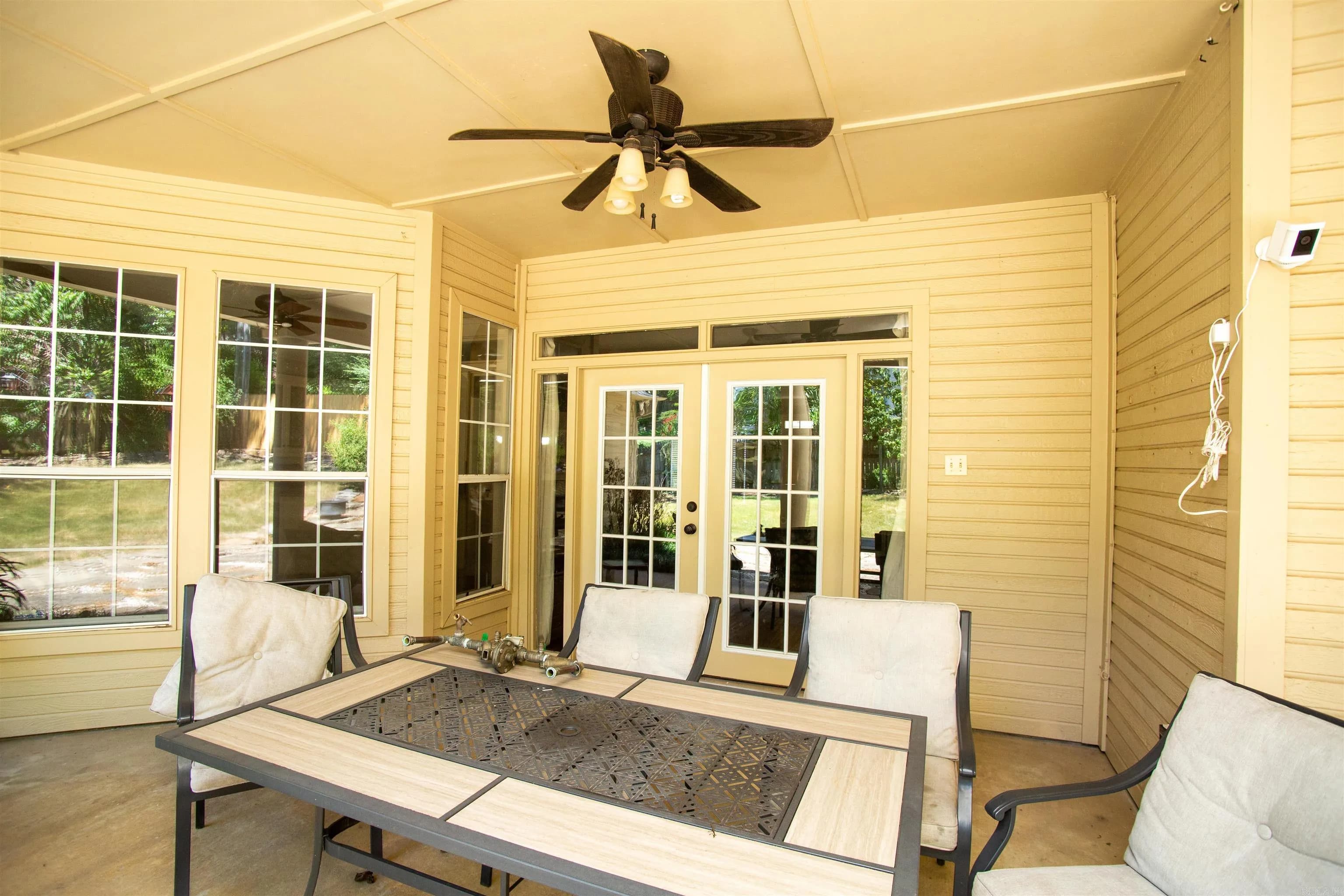 Property at 808  Cartier - Image 30