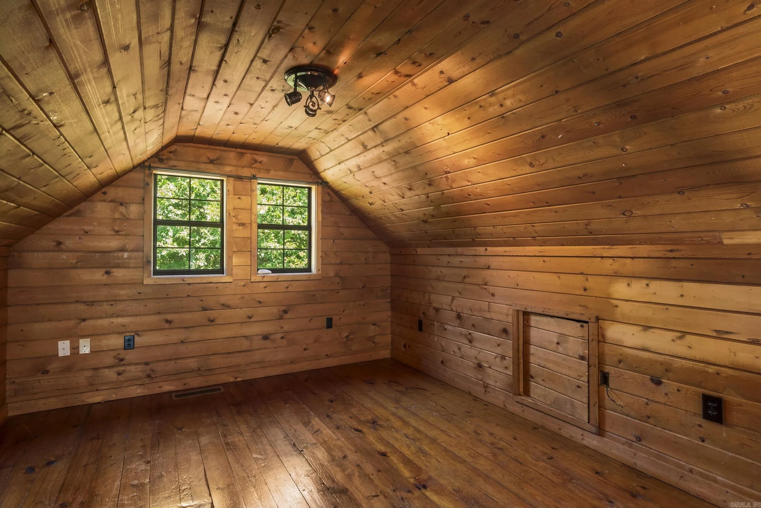 Property at 2895 W Country club road - Image 34