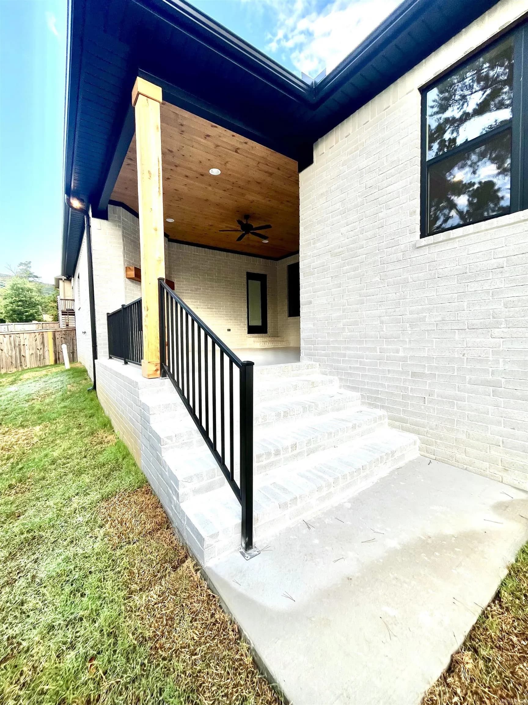 Property at 160  Caurel circle - Image 13