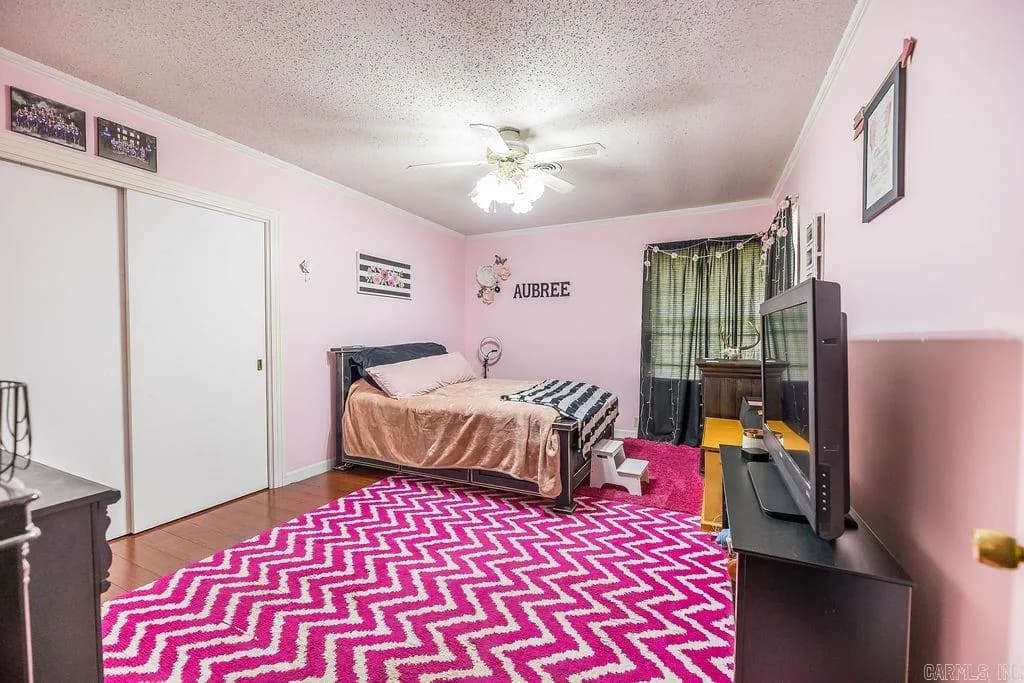 Property at 606  Strong hwy - Image 18