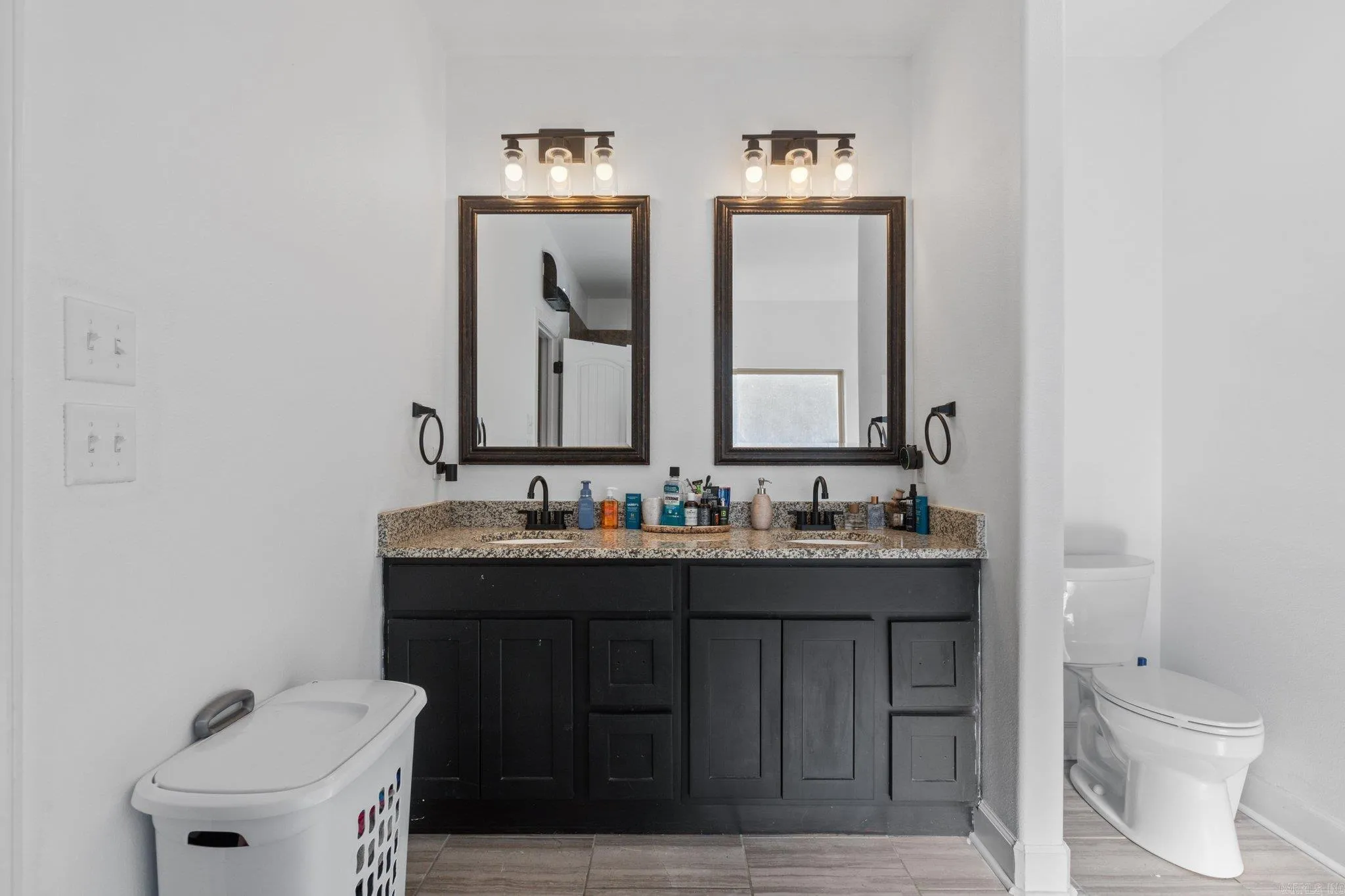 Property at 6898  Grace village - Image 15