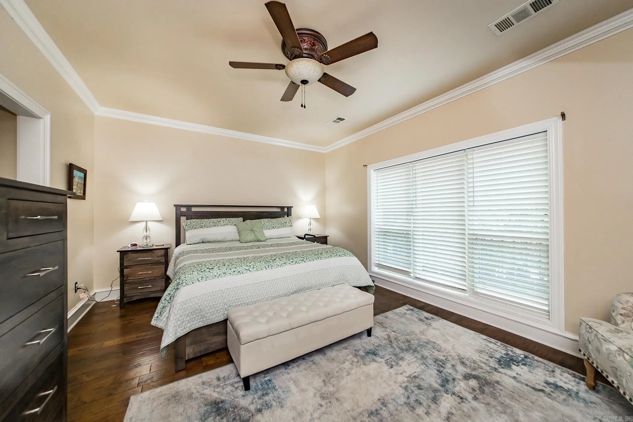 Property at 449  Grand isle - Image 24