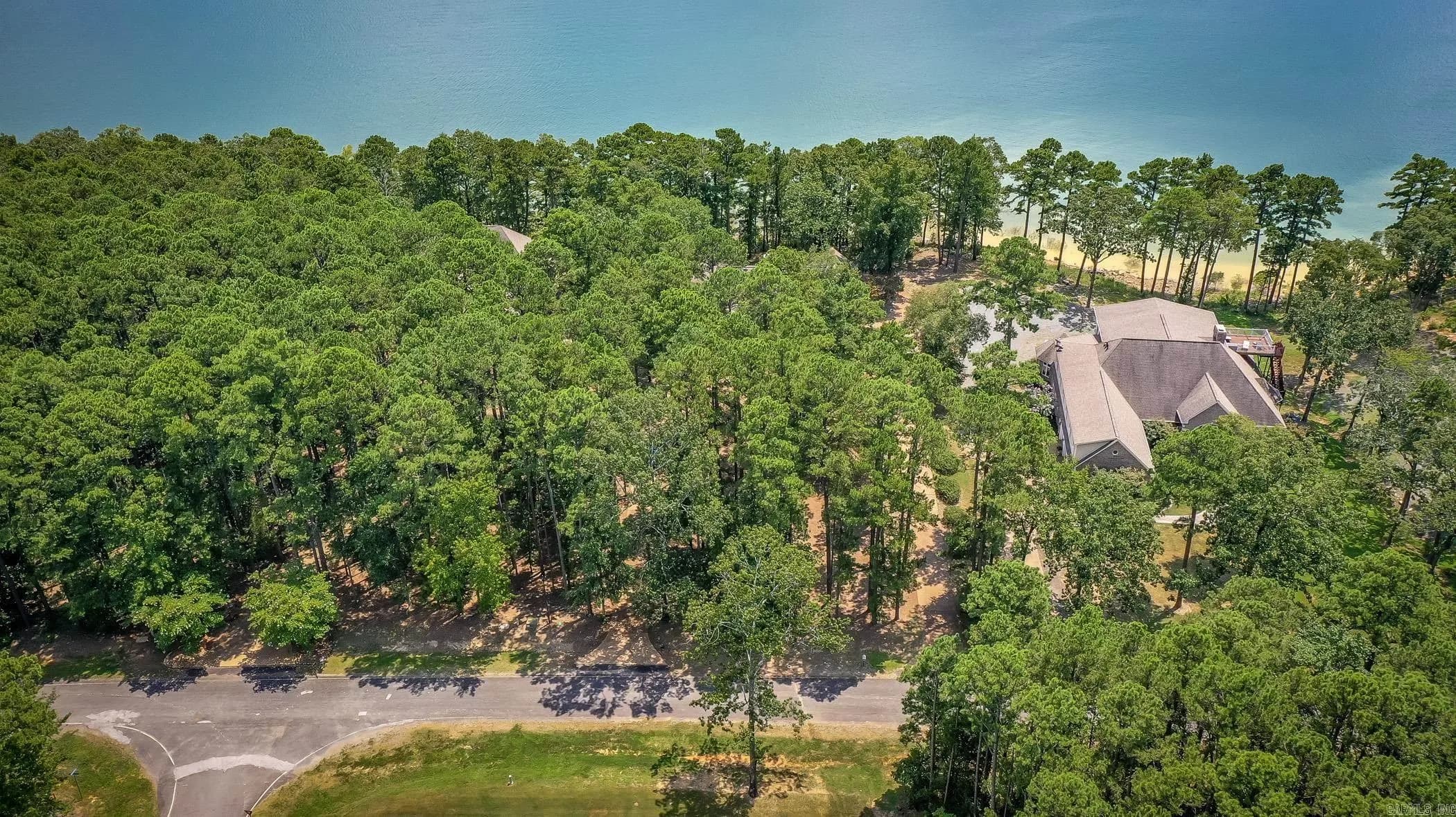 Property at 449  Grand isle - Image 44