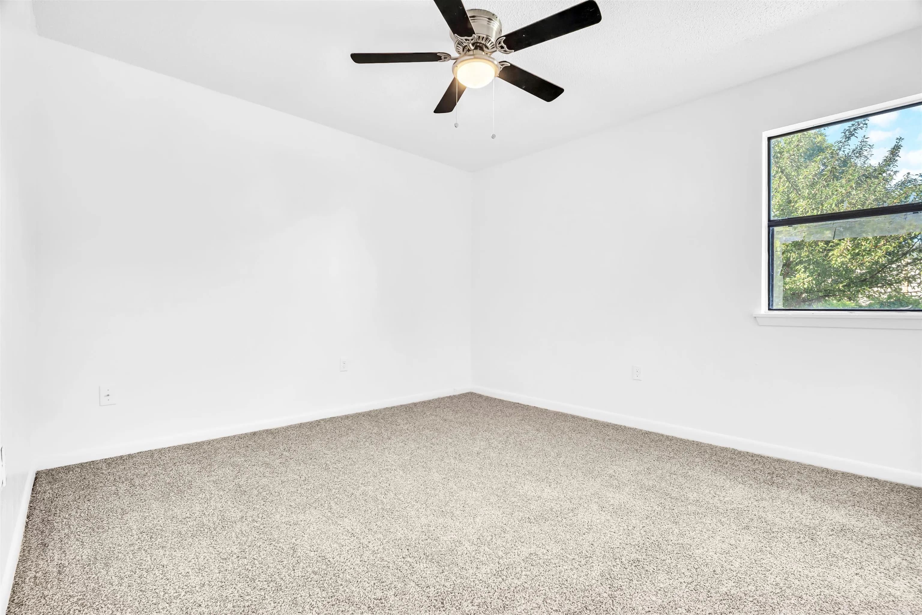 Property at 401  Durham - Image 18