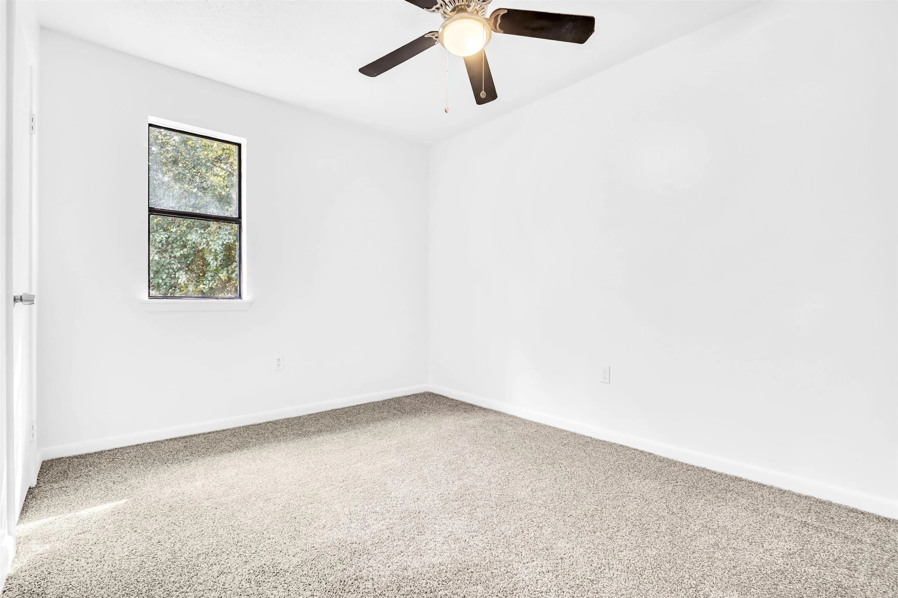 Property at 401  Durham - Image 24