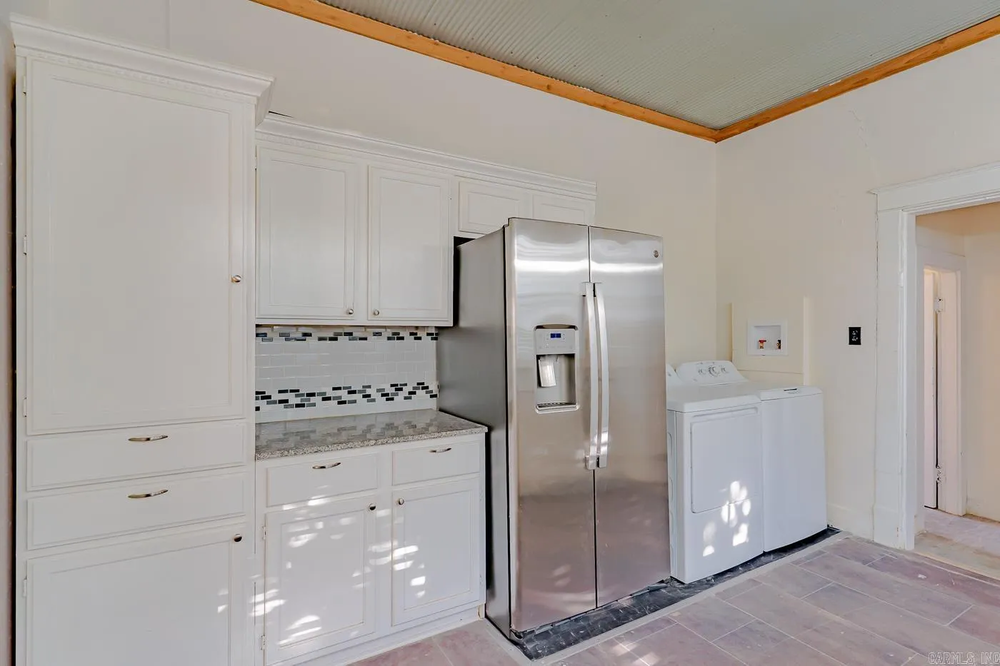 Property at 700  2nd st - Image 13