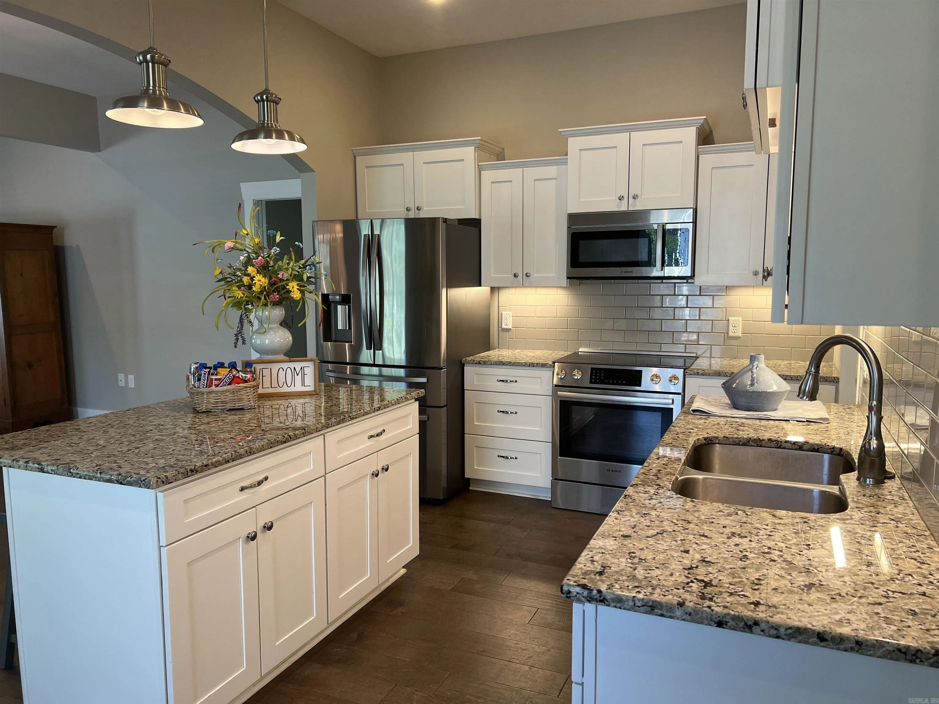 Property at 2850  Stonebrook - Image 8