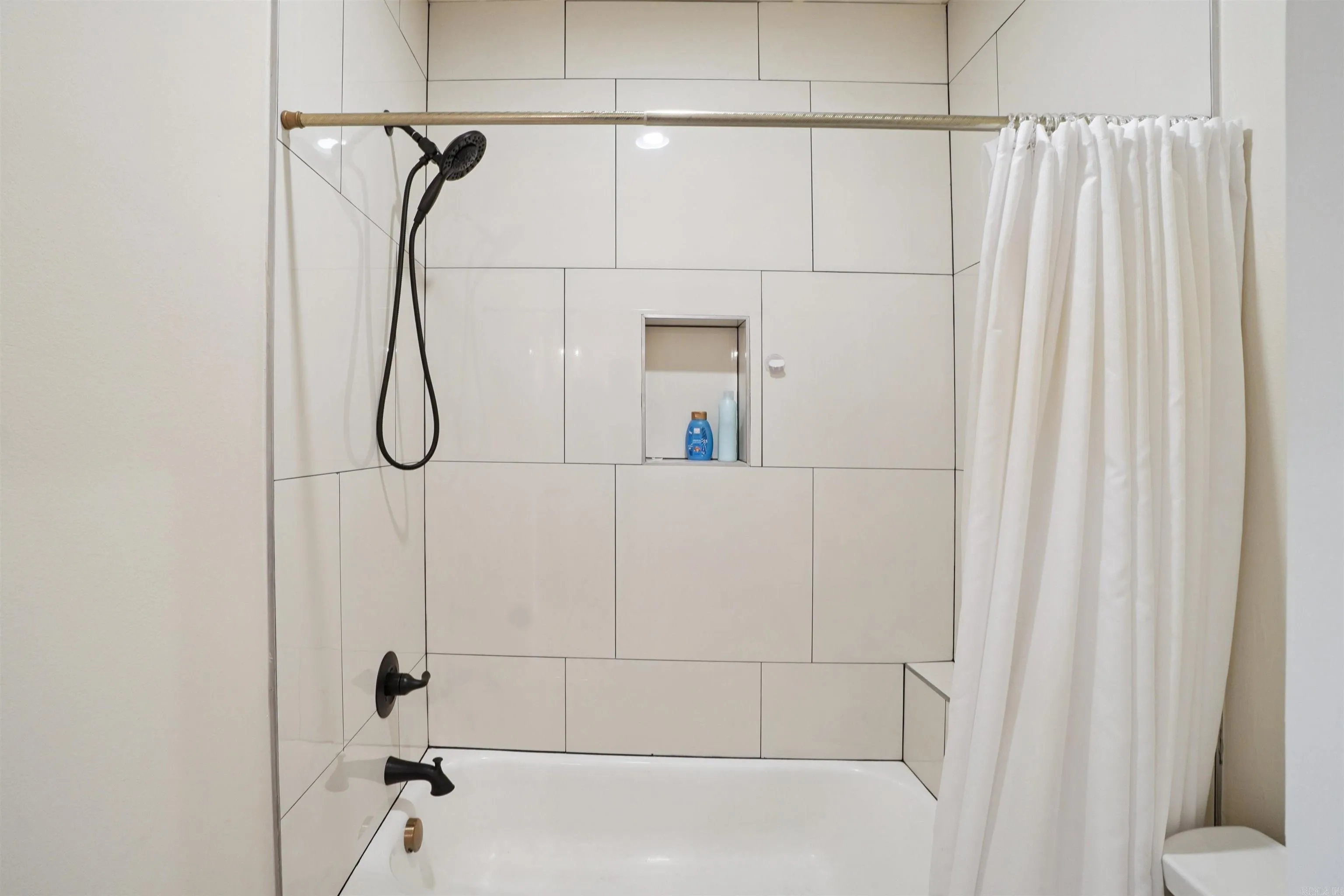 Property at 528  Long branch - Image 32