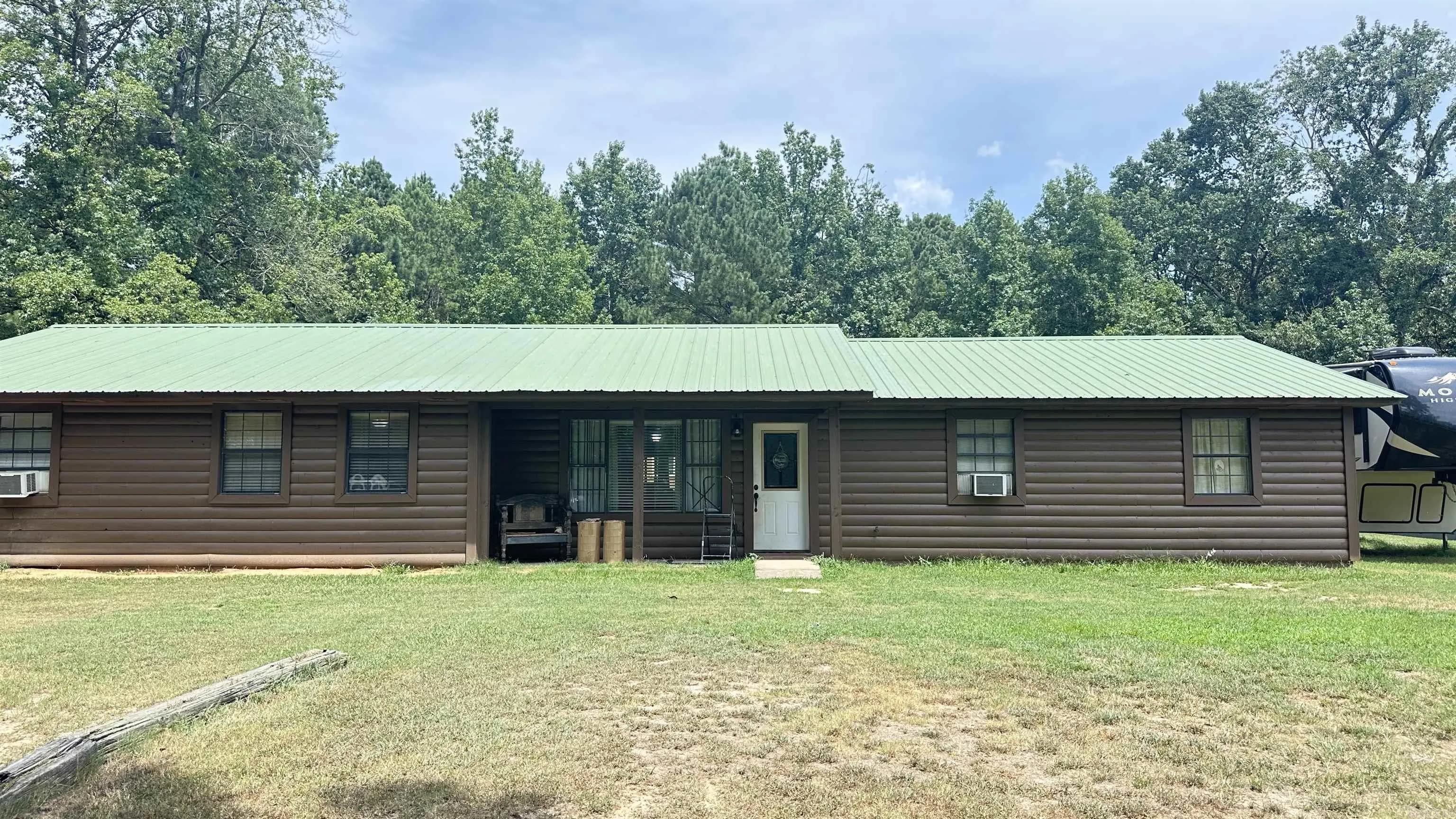 Property at 47  Clausen road - Image 2