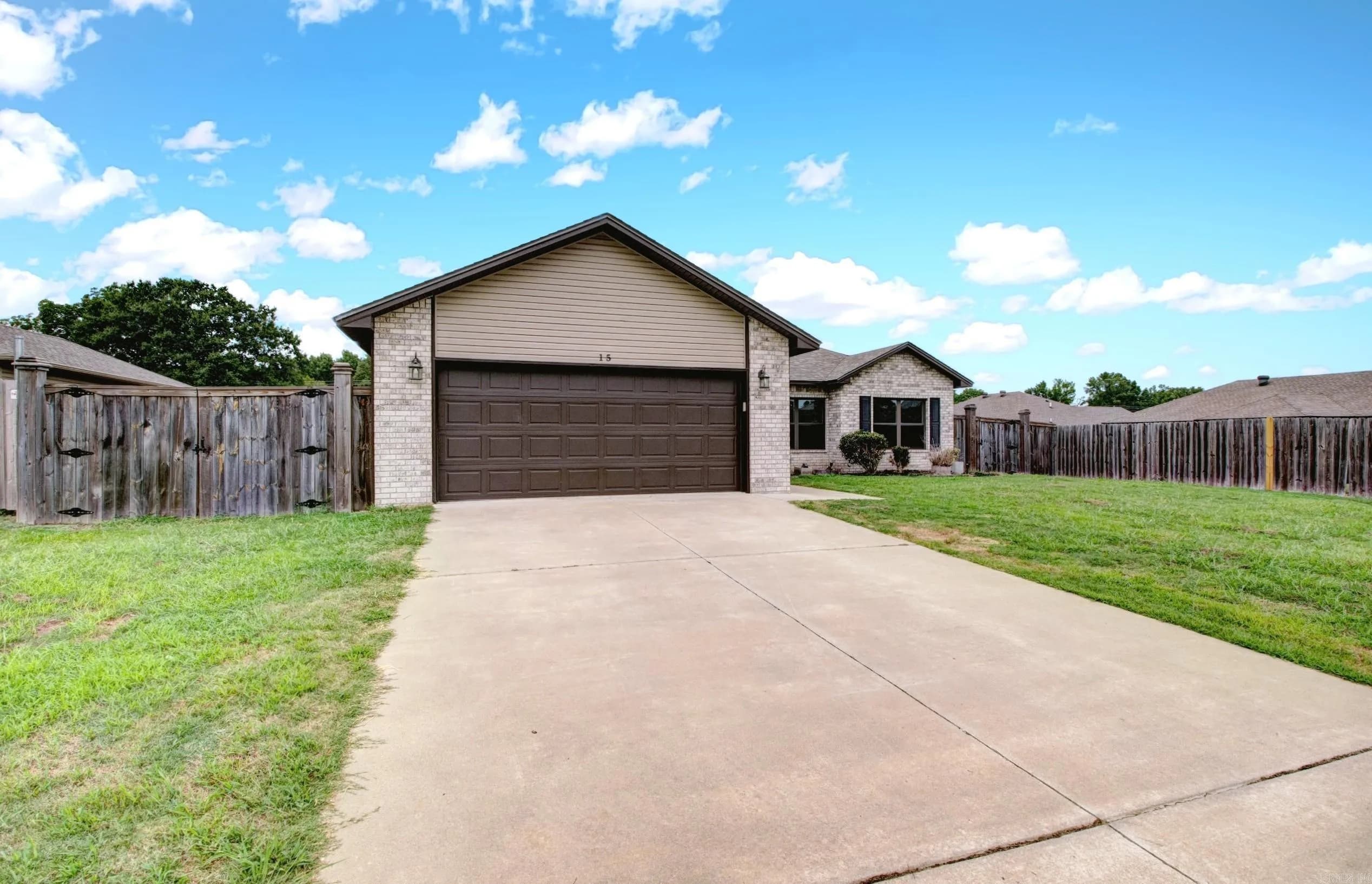 Property at 15  Kasidyann - Image 2