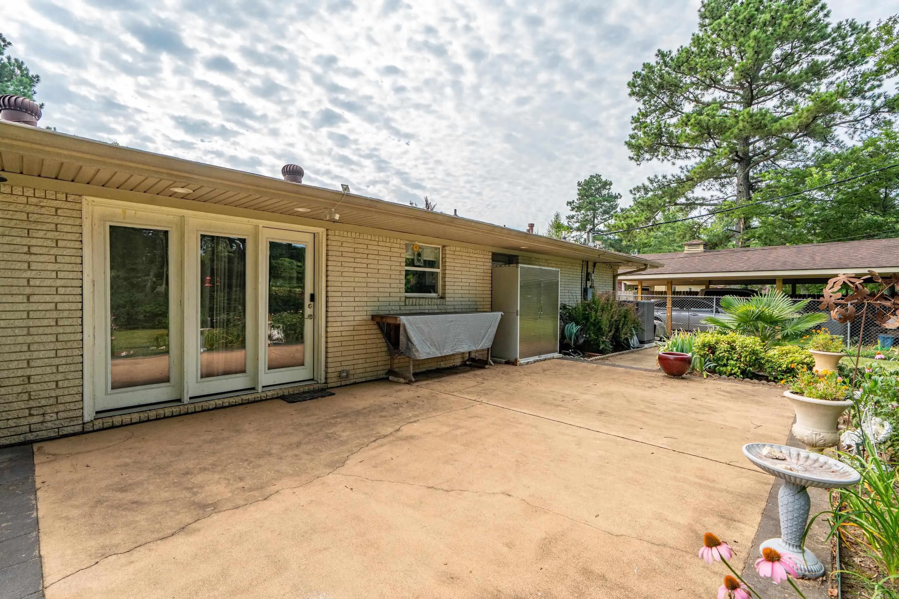 Property at 103  Vadea - Image 16
