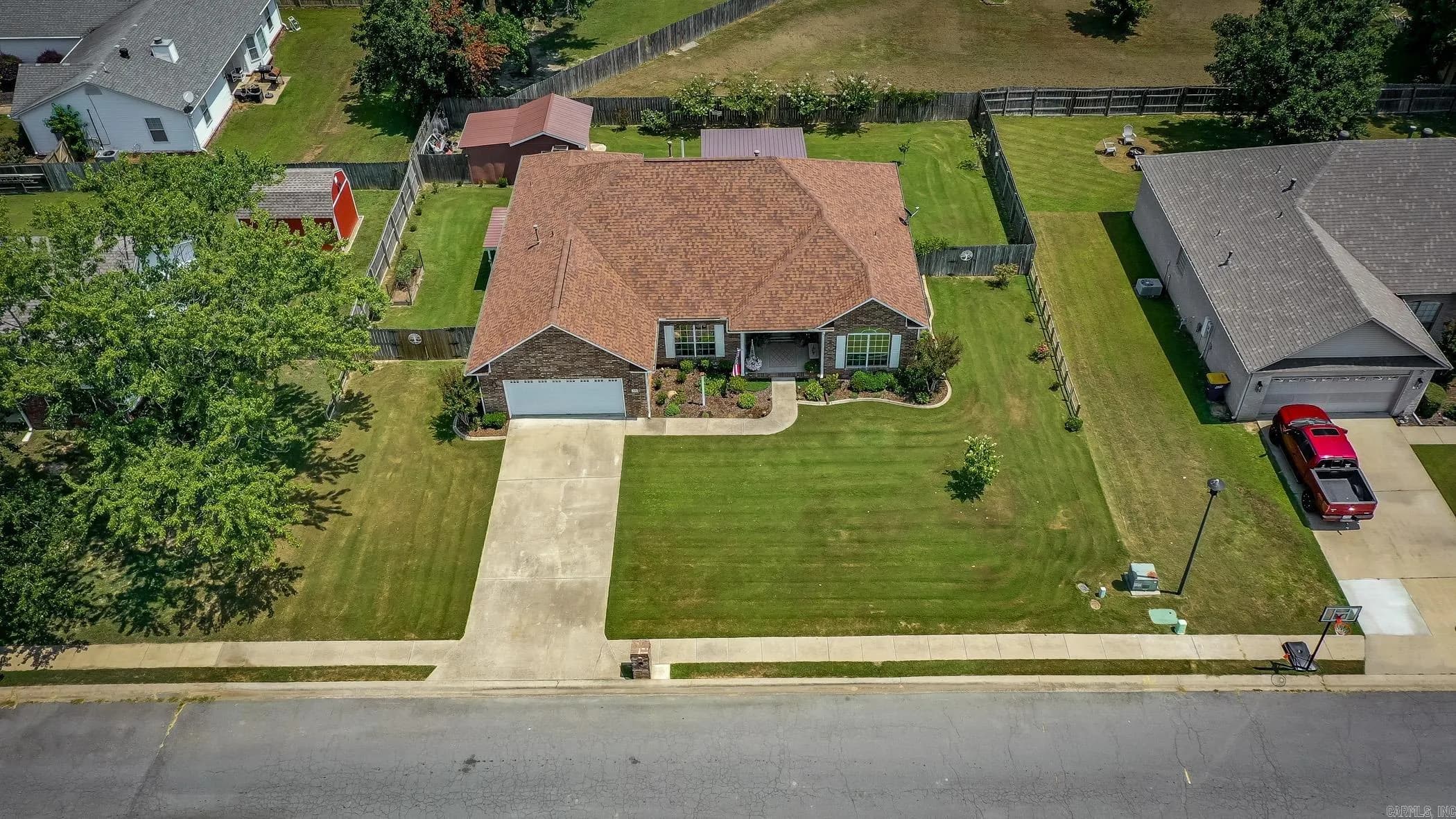 Property at 35  Applewood - Image 41