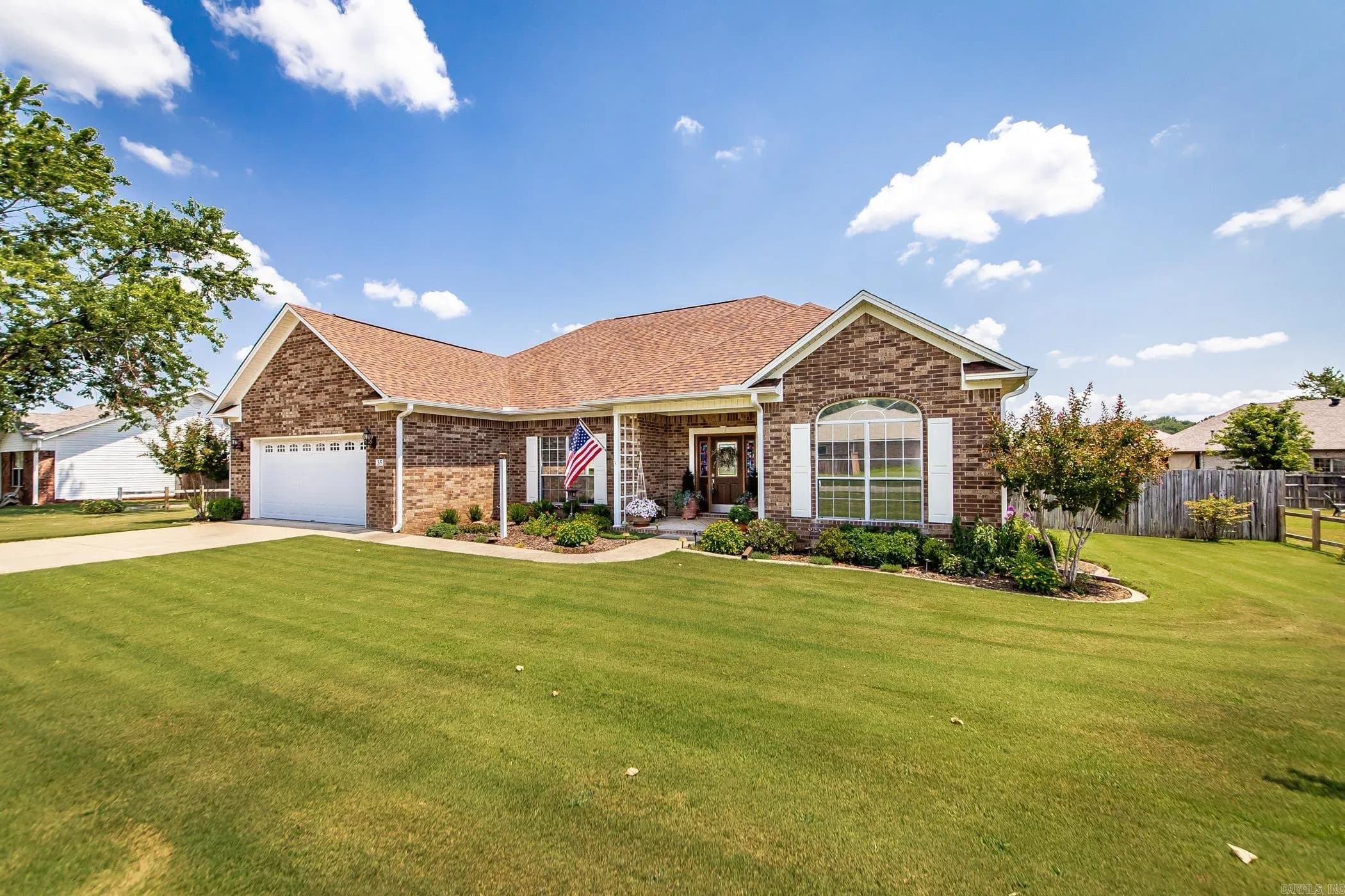 Property at 35  Applewood - Image 3