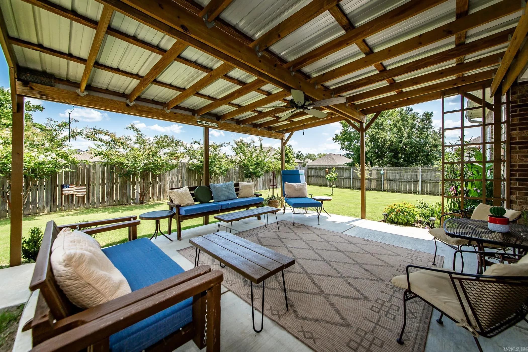 Property at 35  Applewood - Image 33