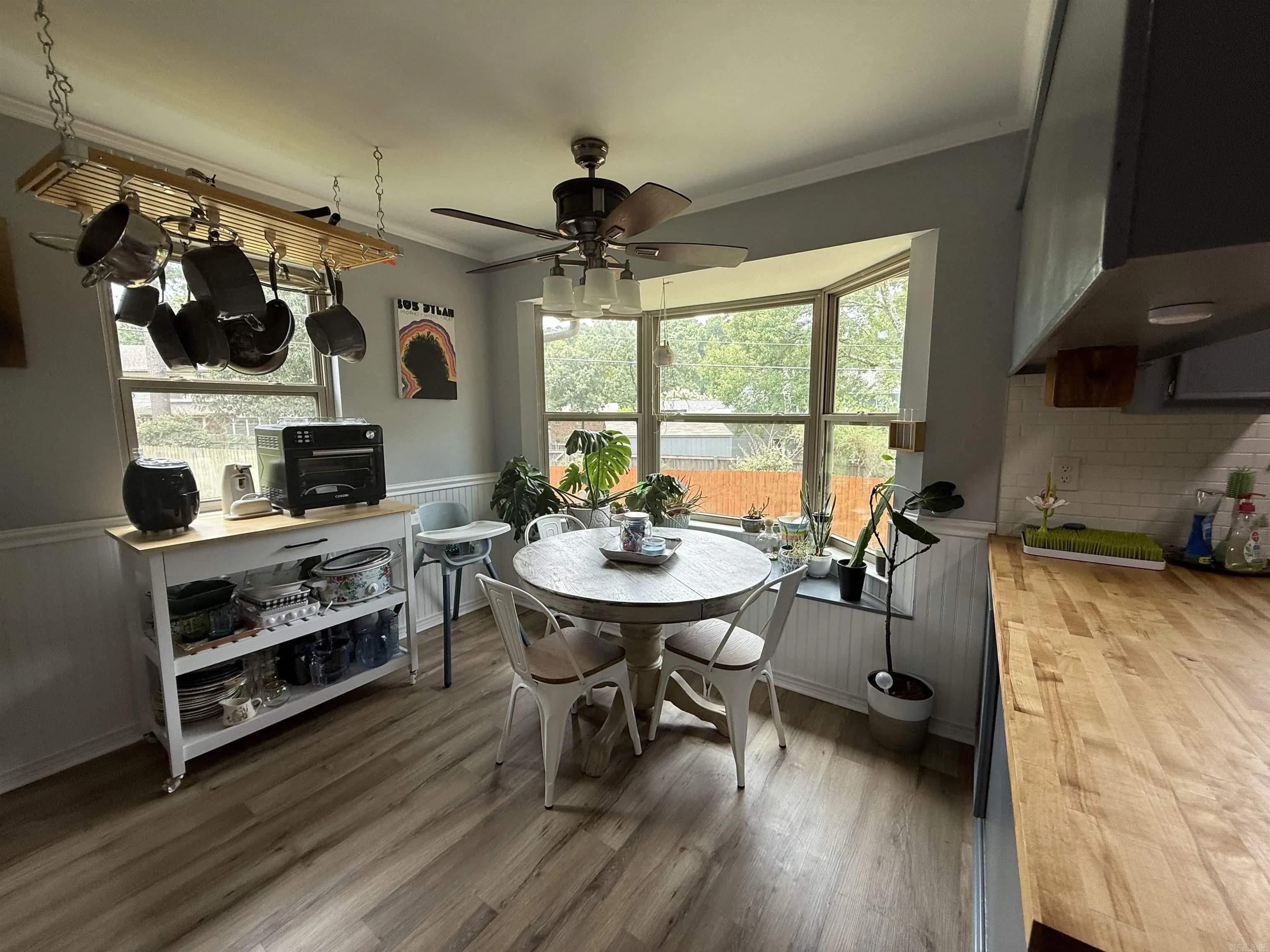 Property at 20  White willow court - Image 7
