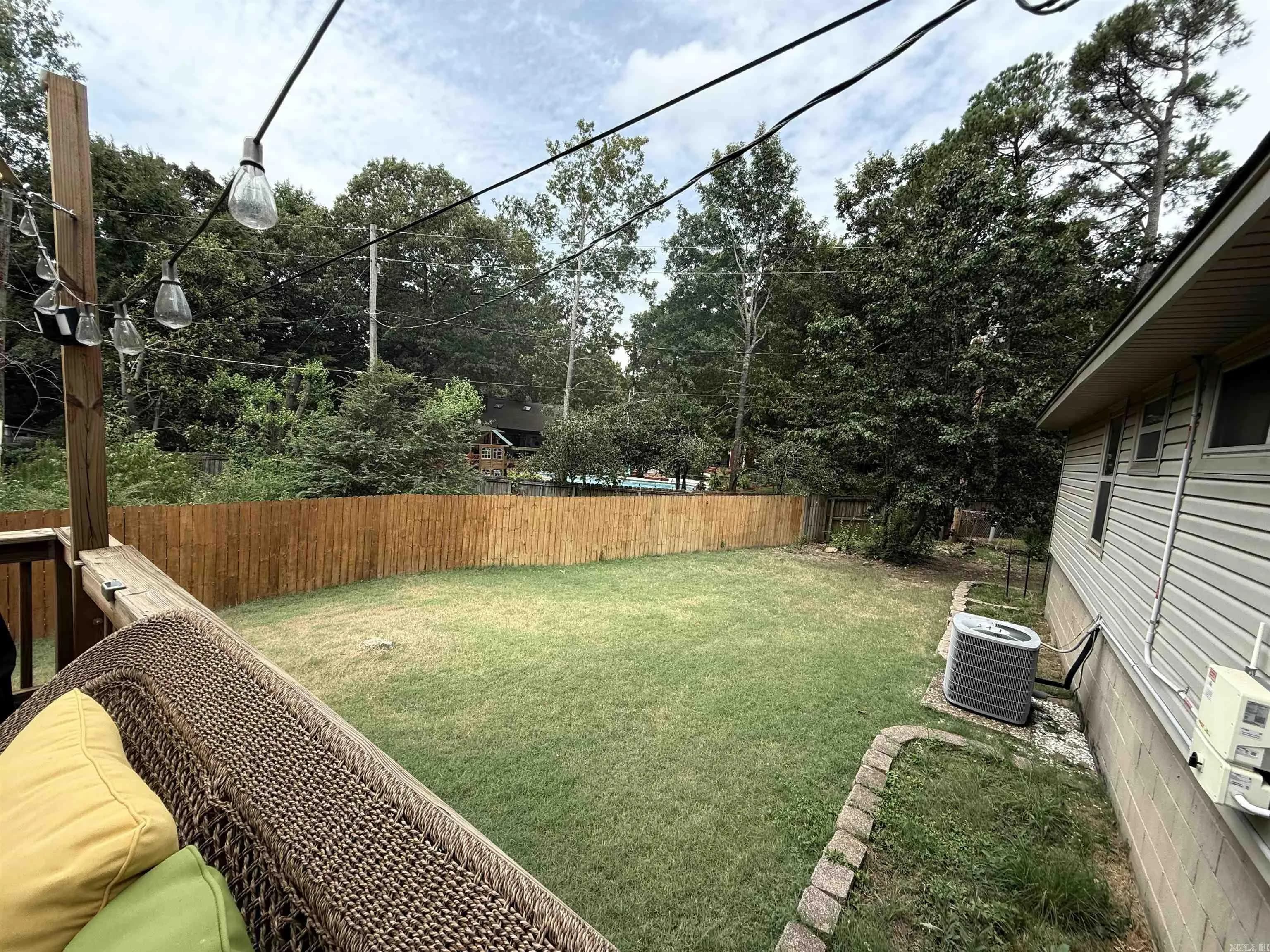 Property at 20  White willow court - Image 18