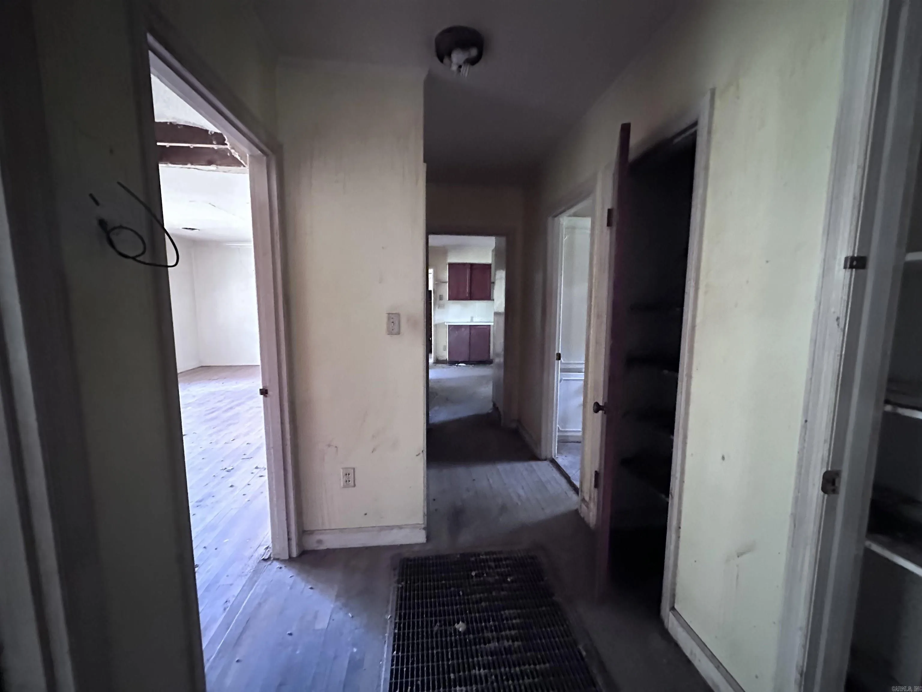 Property at 910 N Ruddle - Image 28