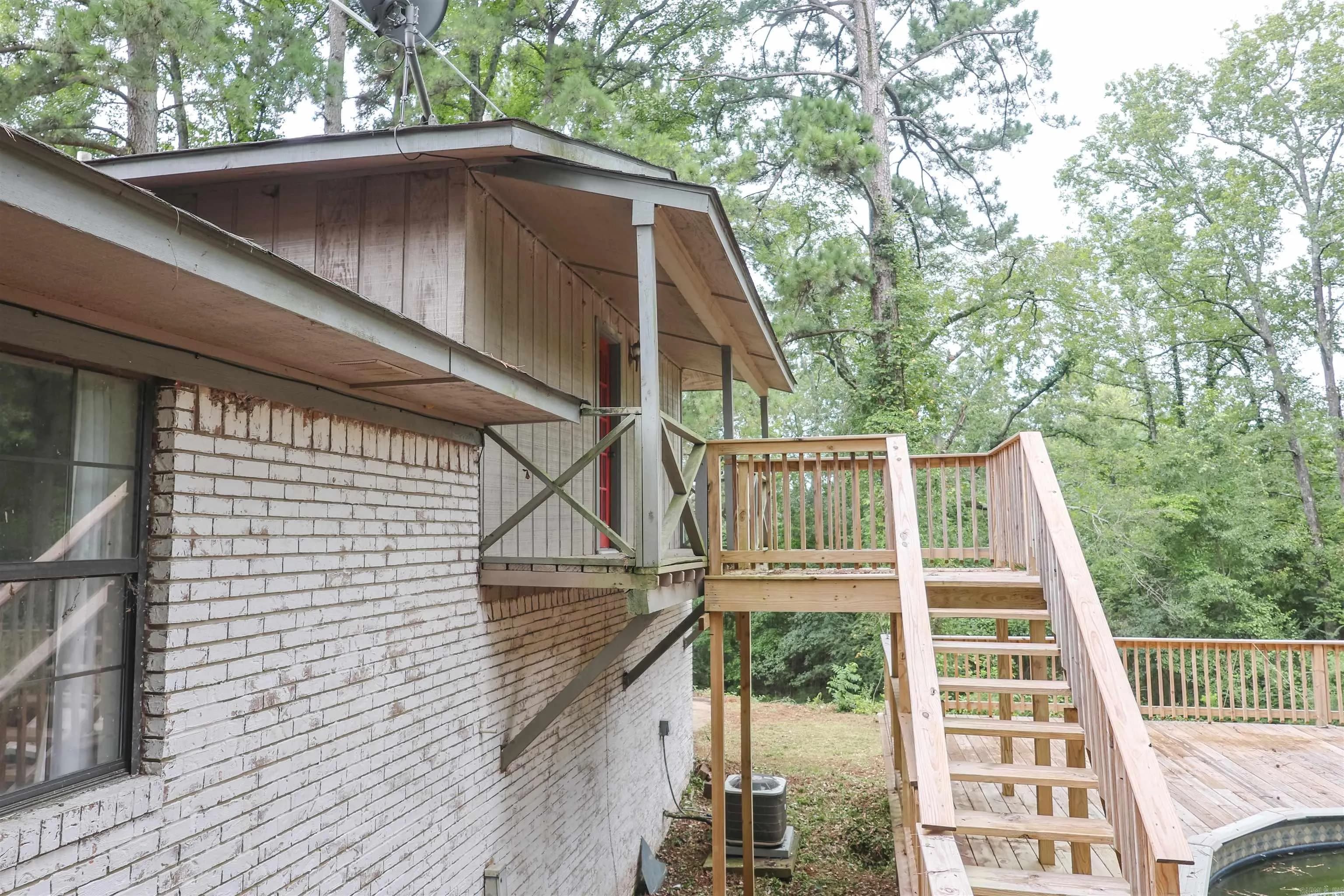 Property at 109  Ridgeway - Image 22