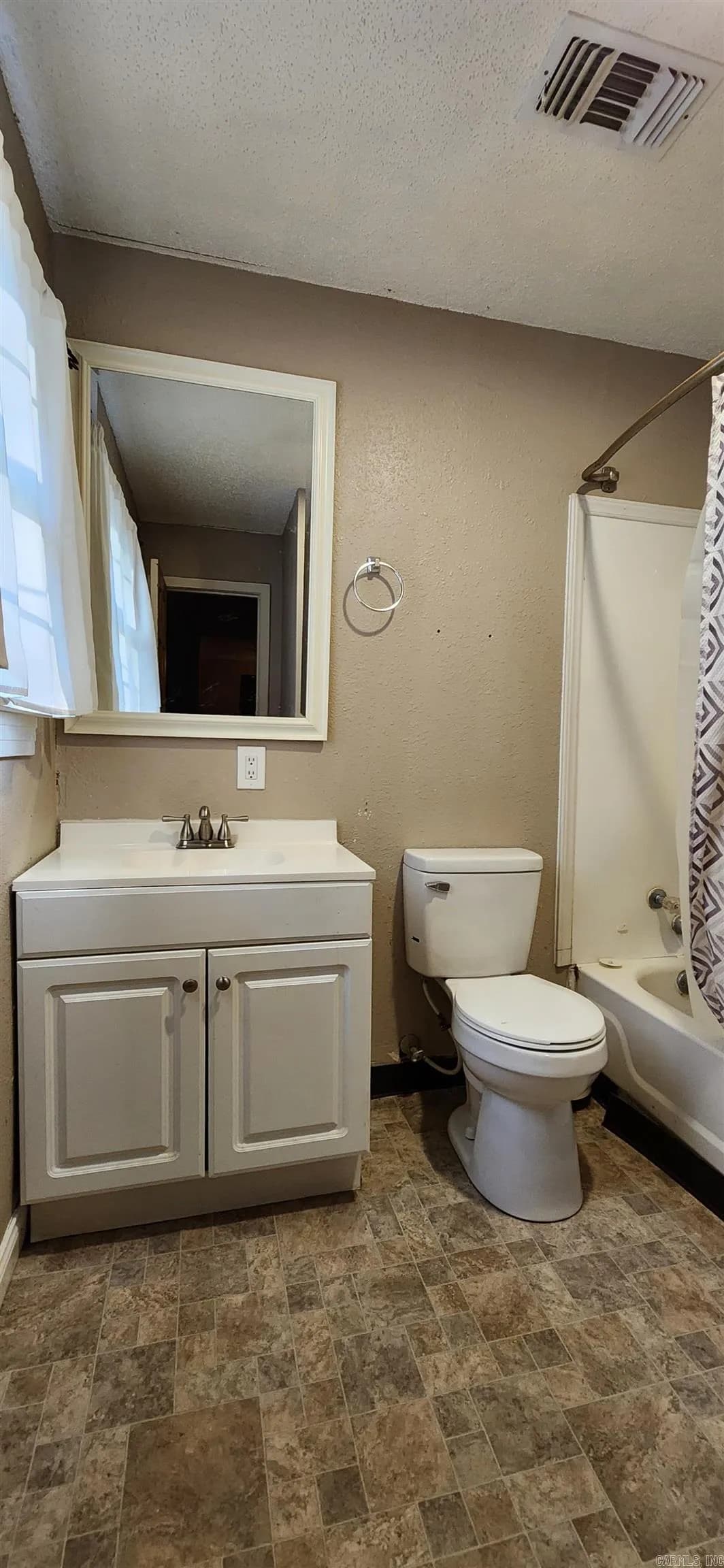 Property at 1110  Quapaw - Image 25
