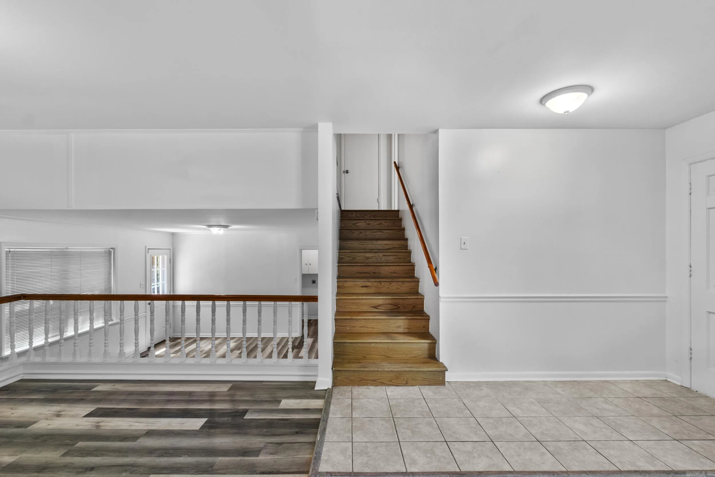 Property at 901  Coulter - Image 8
