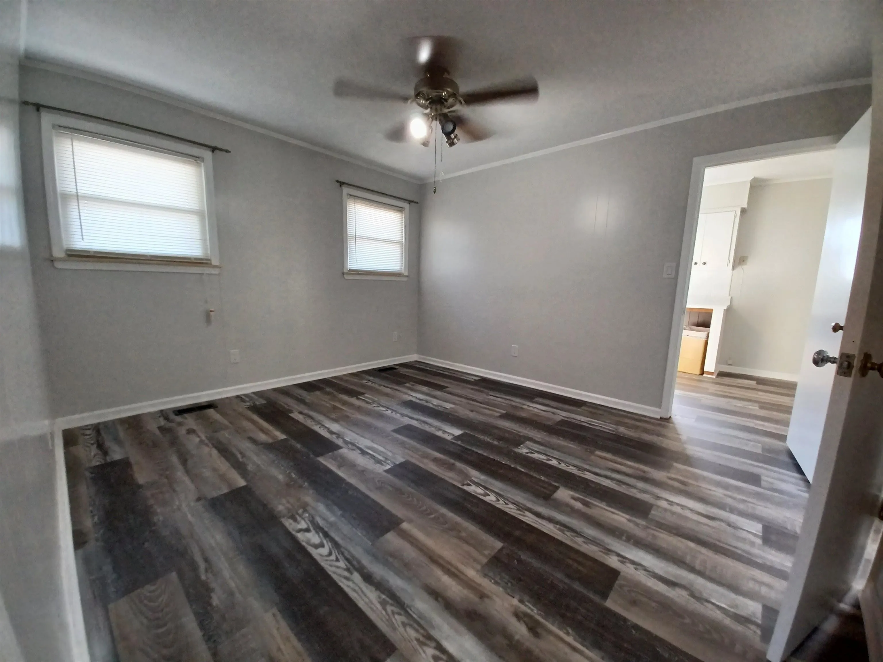 Property at 309  Parliament - Image 10
