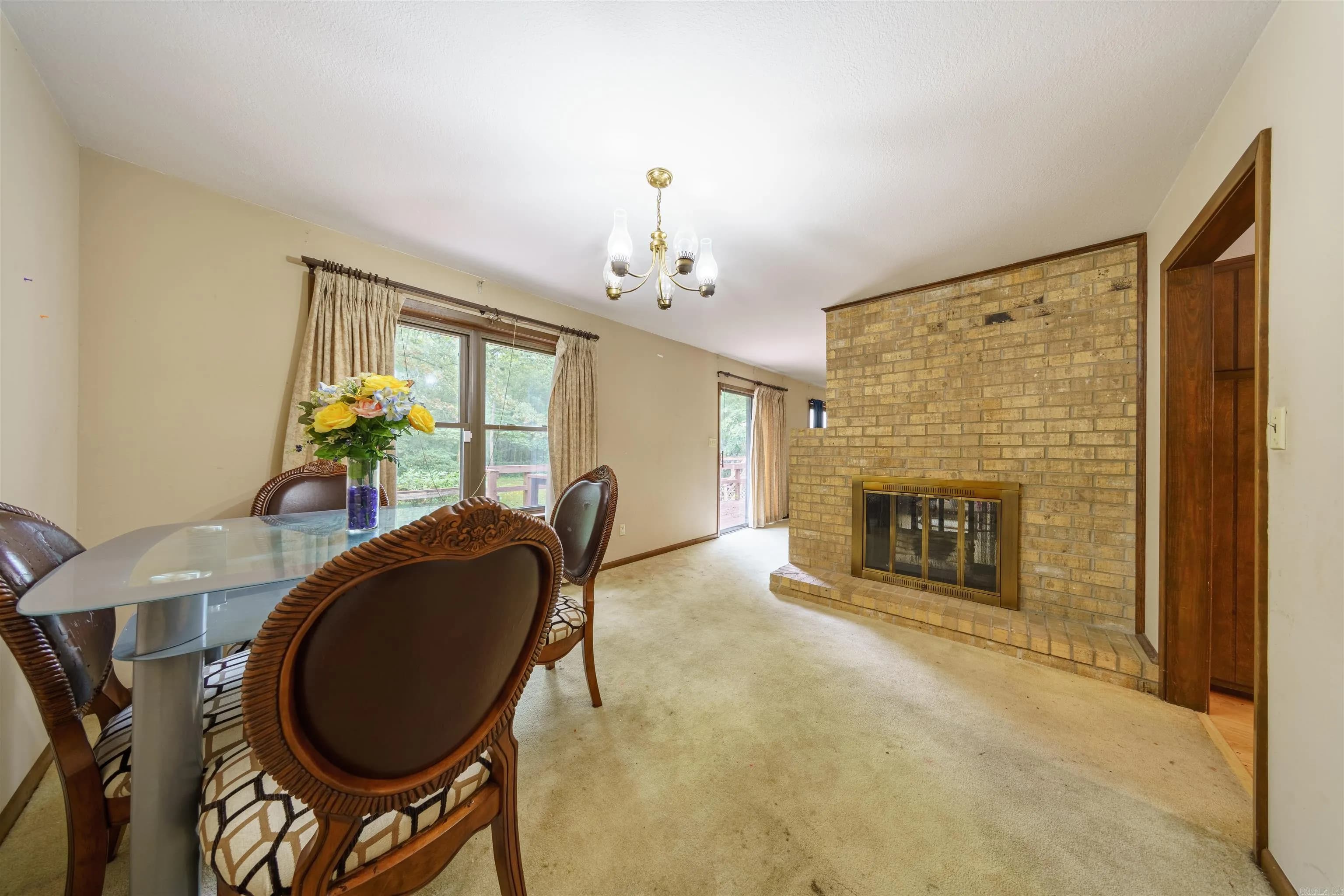 Property at 3360  Timberland - Image 4