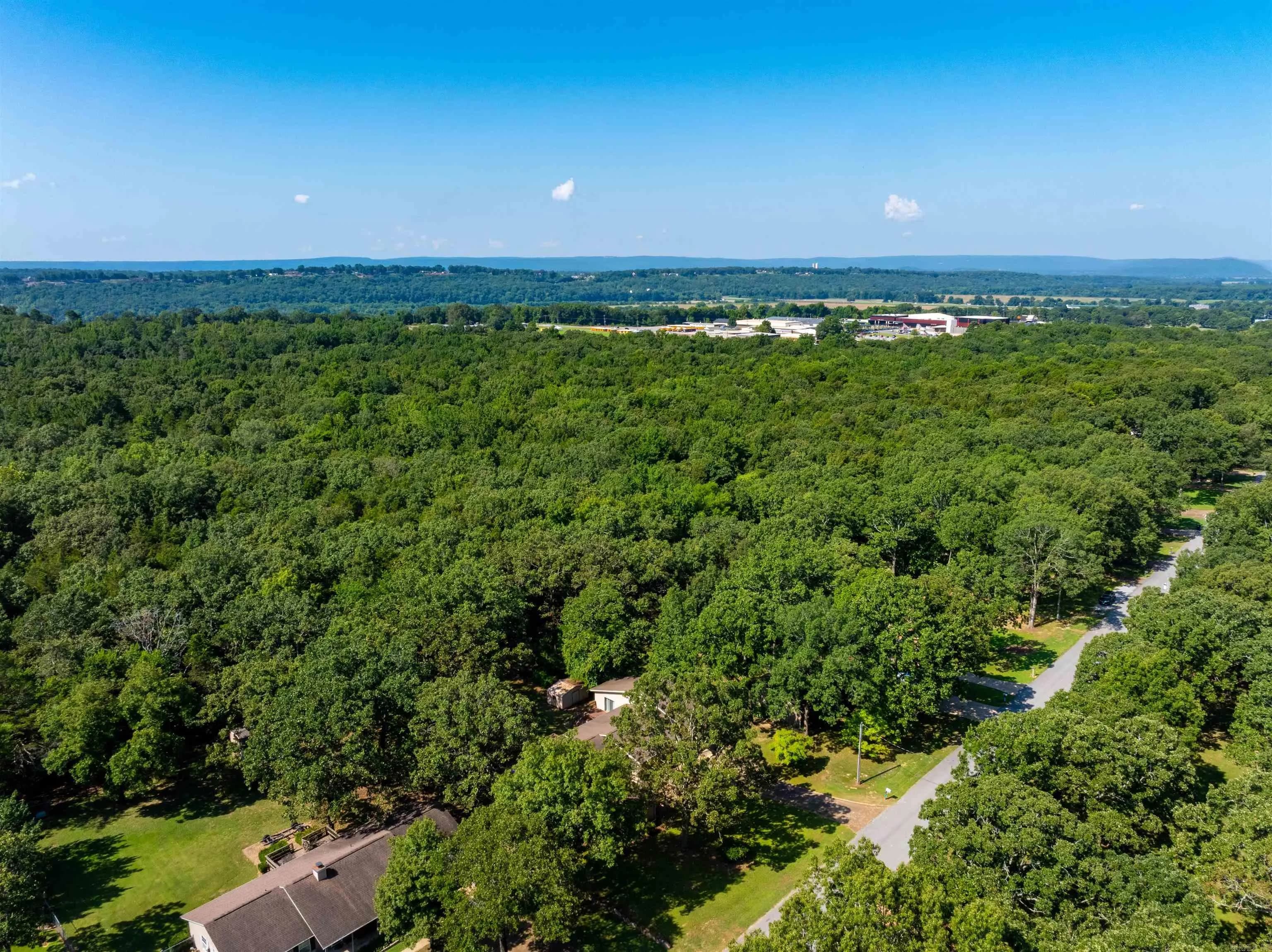 Property at 3360  Timberland - Image 40