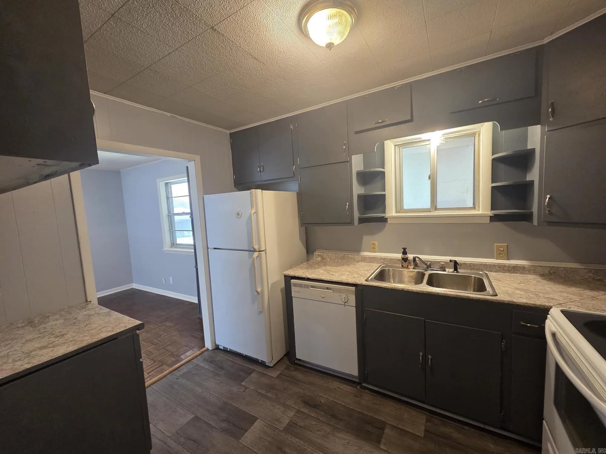 Property at 200  Wynn - Image 13