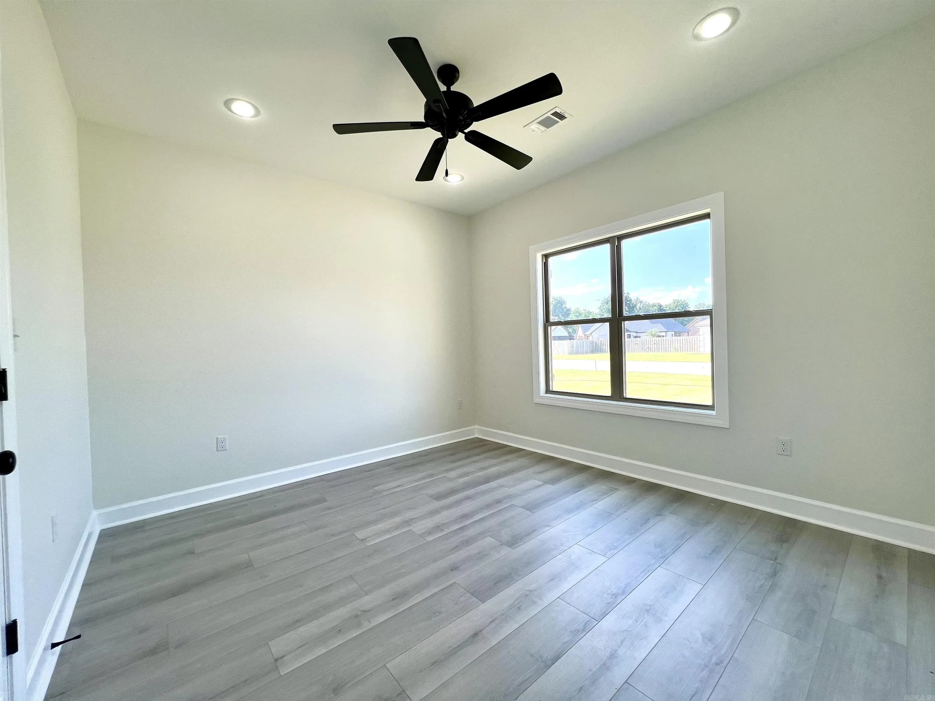 Property at 1241  Stella - Image 22