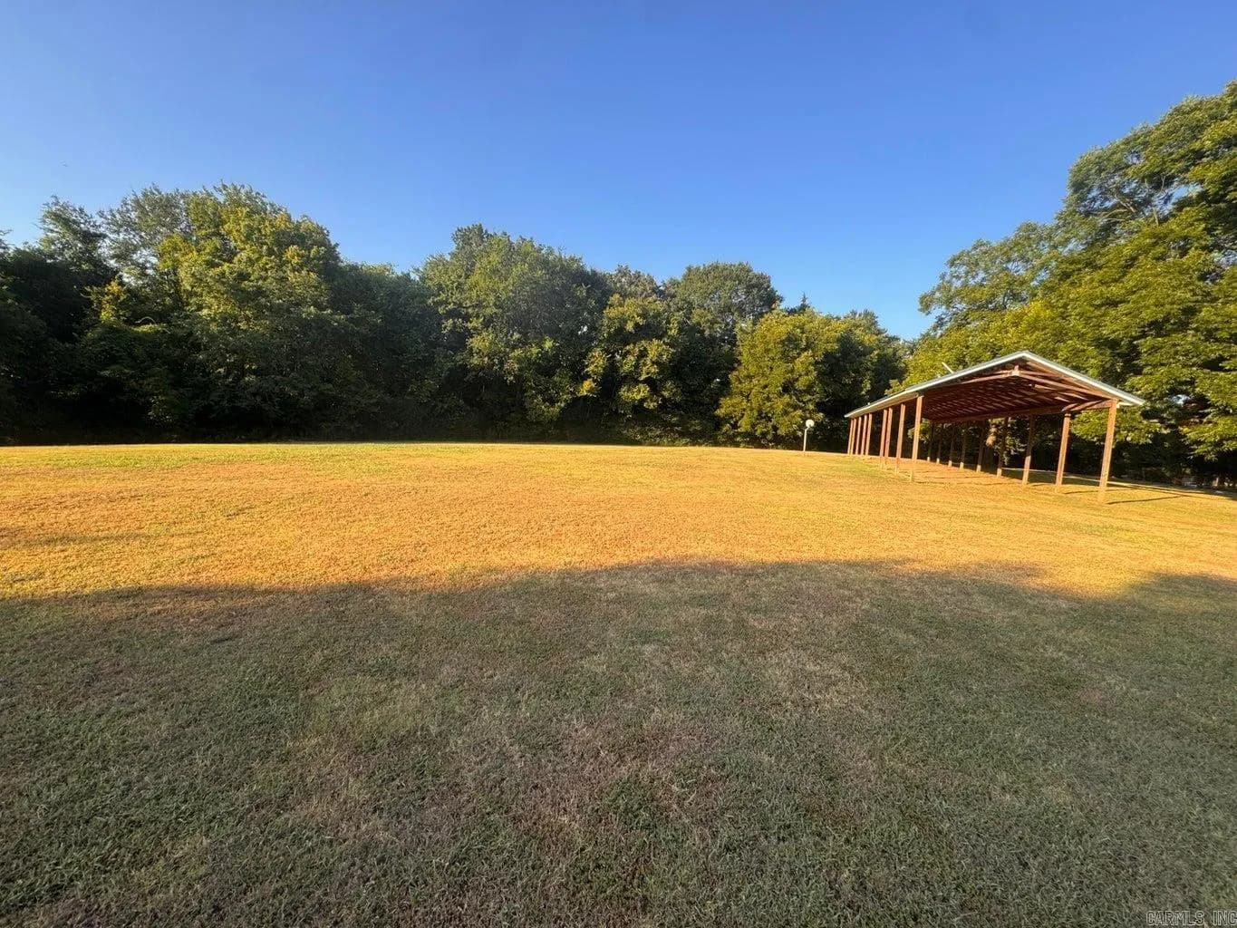 Property at 1300  Jamestown - Image 11