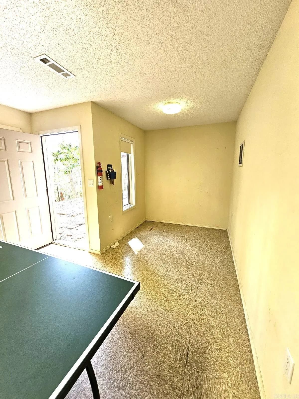 Property at 19  Coronado circle - Image 28