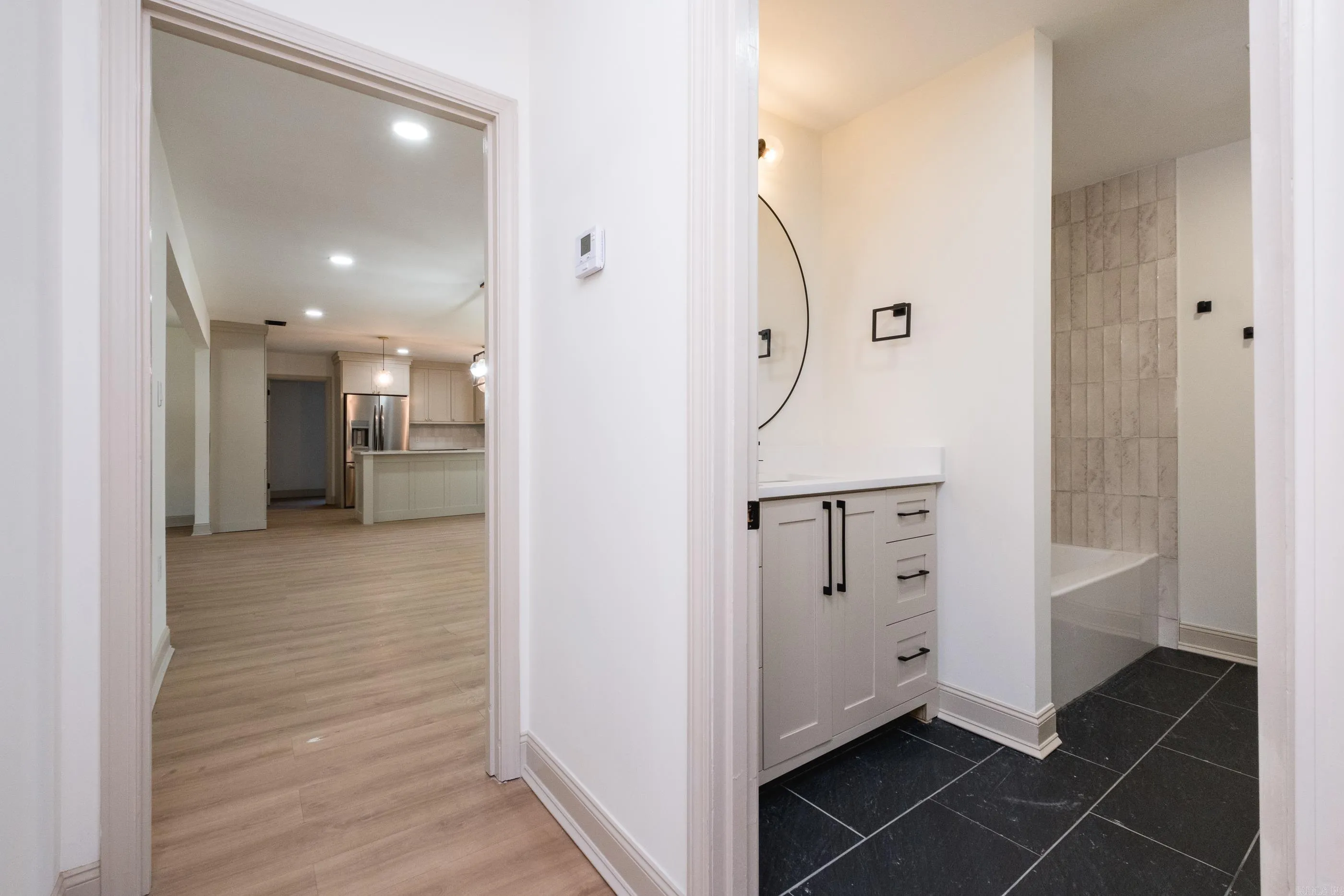 Property at 212 N Jackson - Image 33
