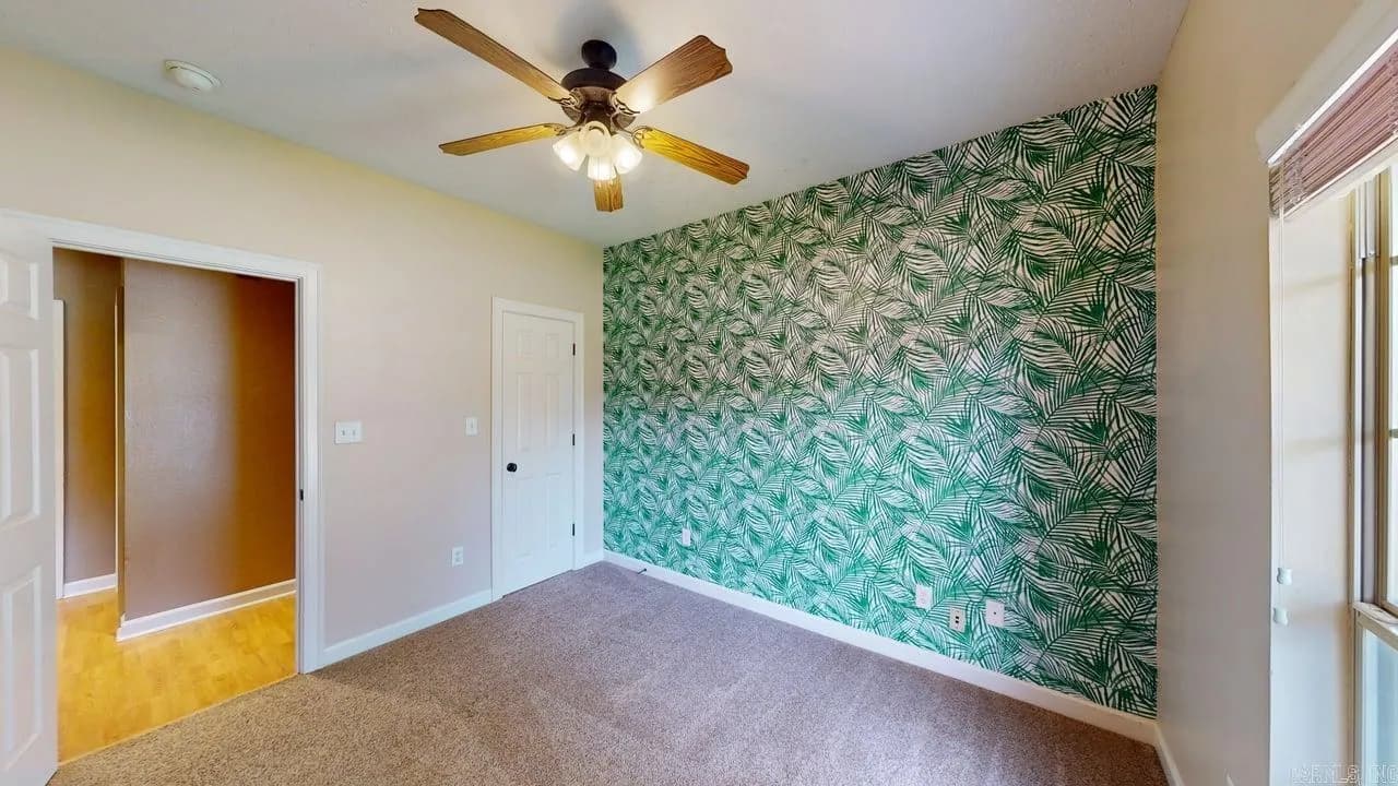 Property at 1325  Champions - Image 34