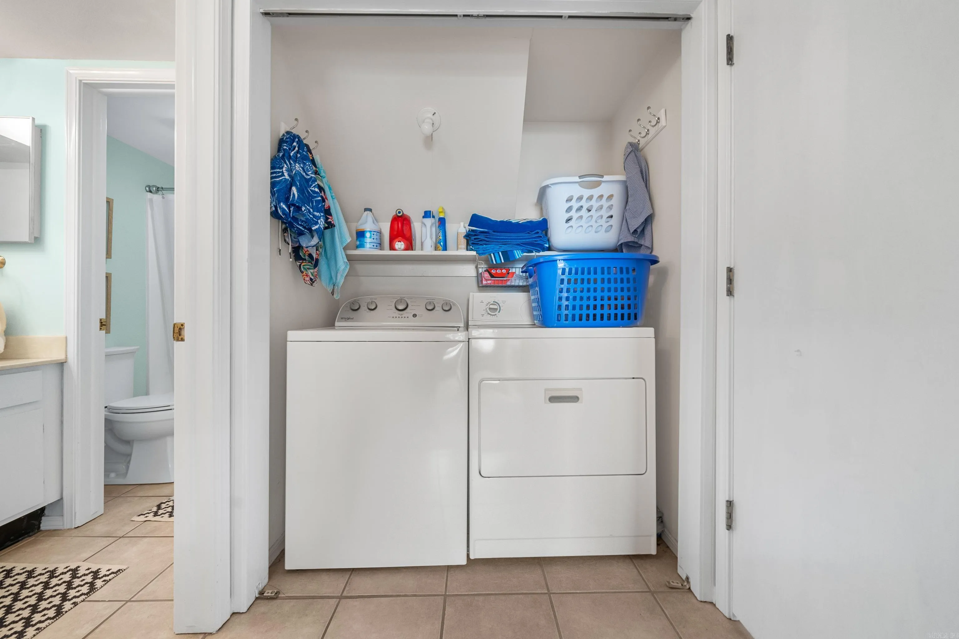 Property at 700  Grand point, 3-4 - Image 22