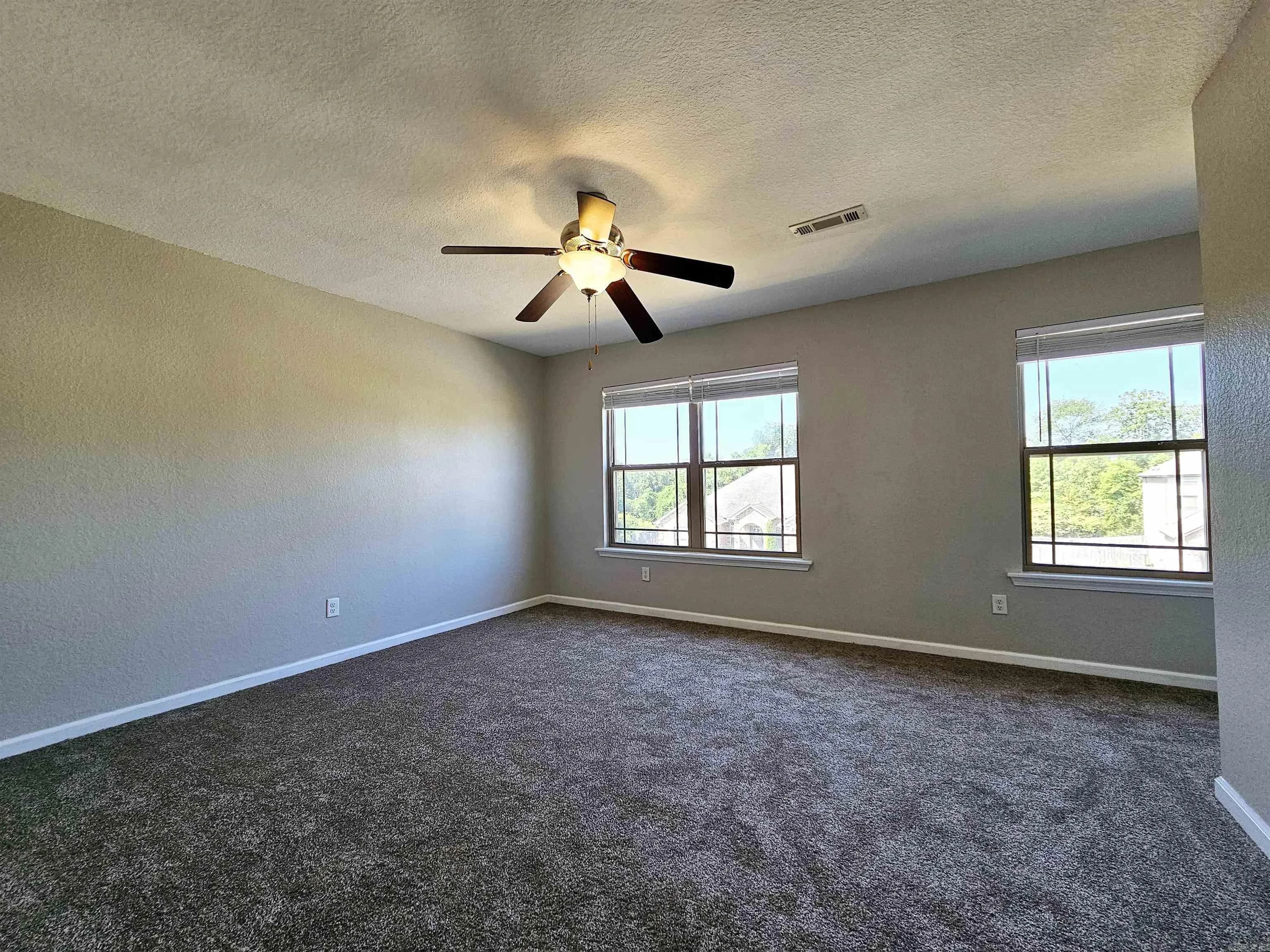 Property at 14465  Skyline - Image 29