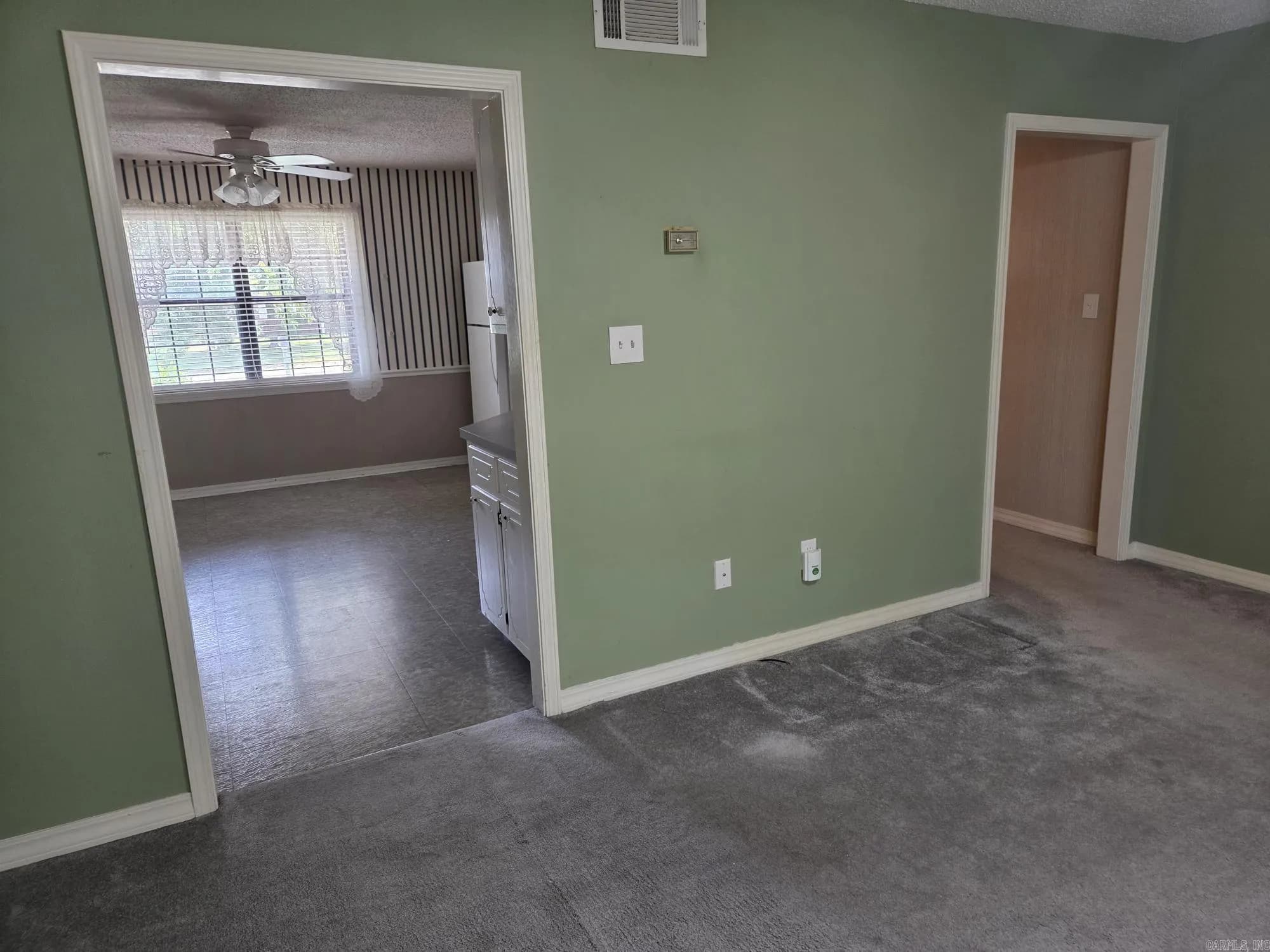 Property at 104  Dean - Image 12