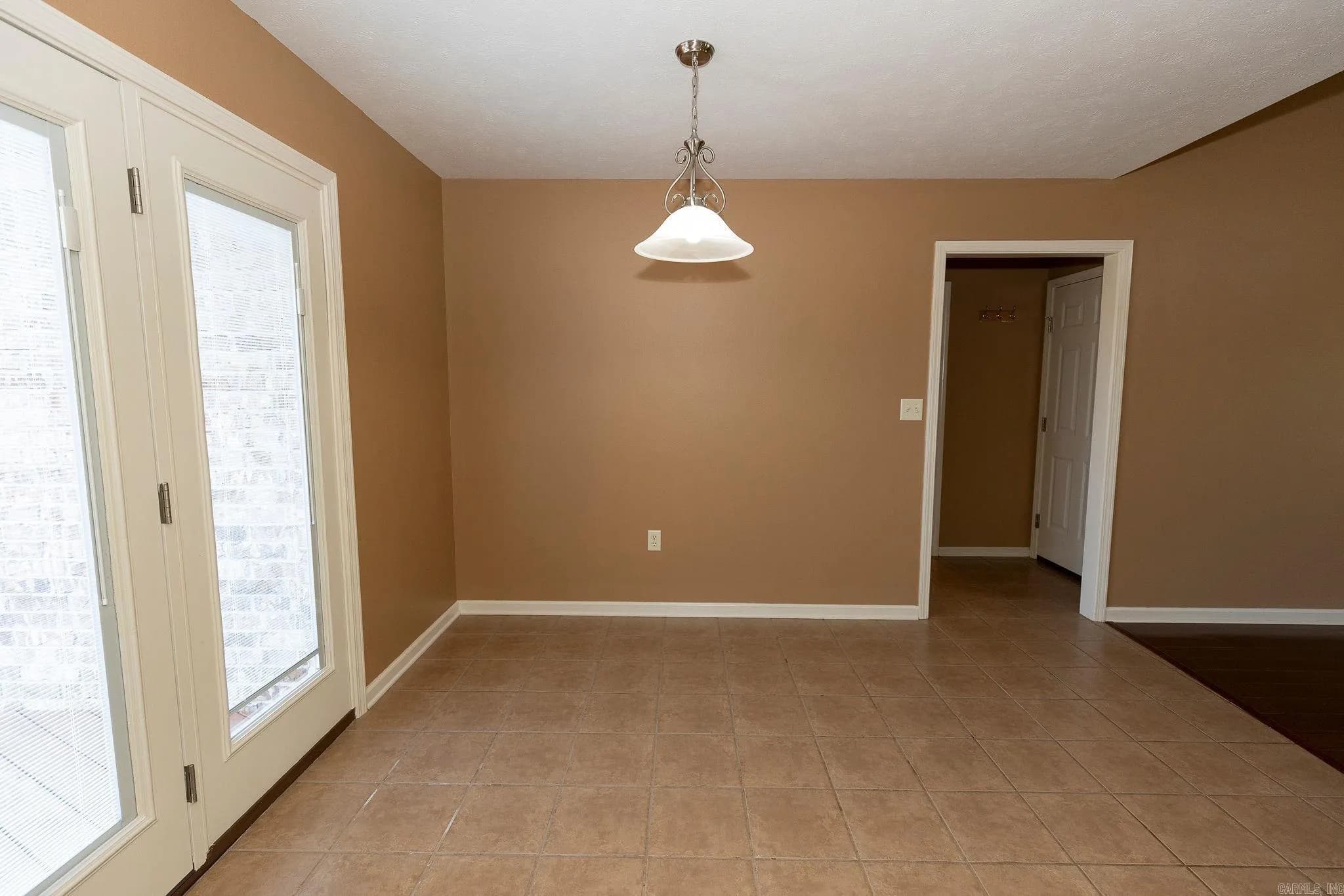 Property at 45  Arrowhead - Image 7