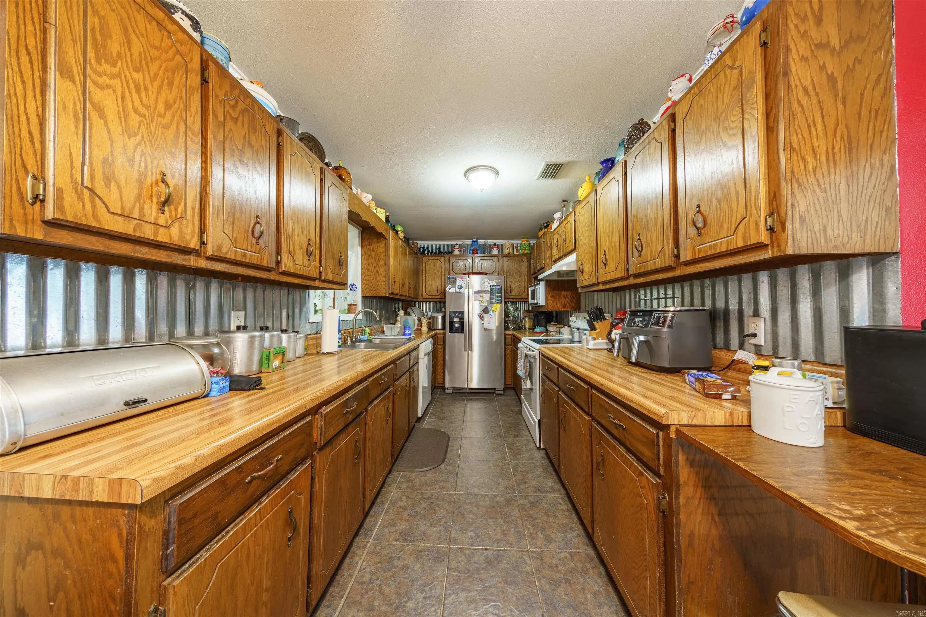 Property at 56  Law 338 - Image 8