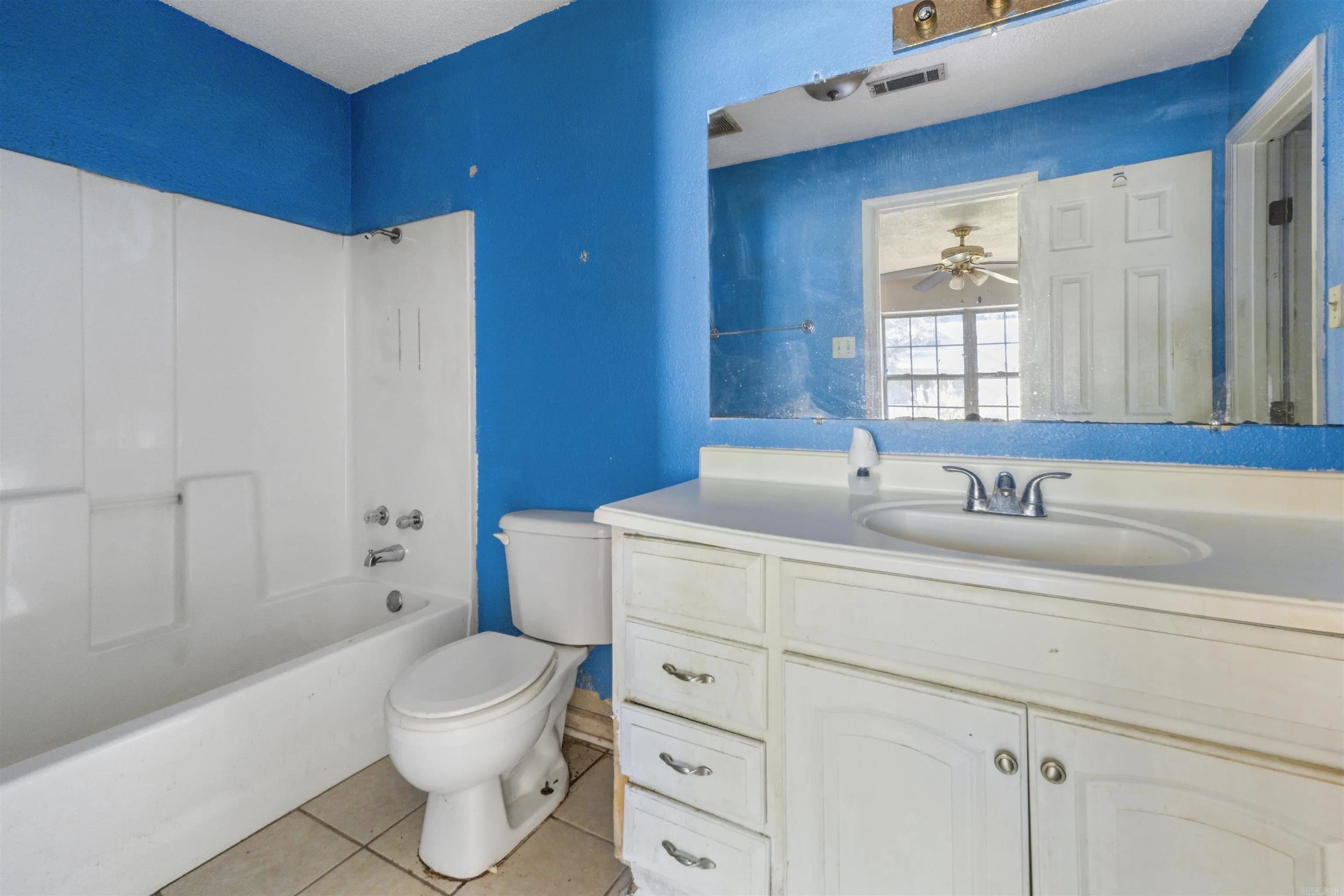 Property at 1620  Chandler - Image 14