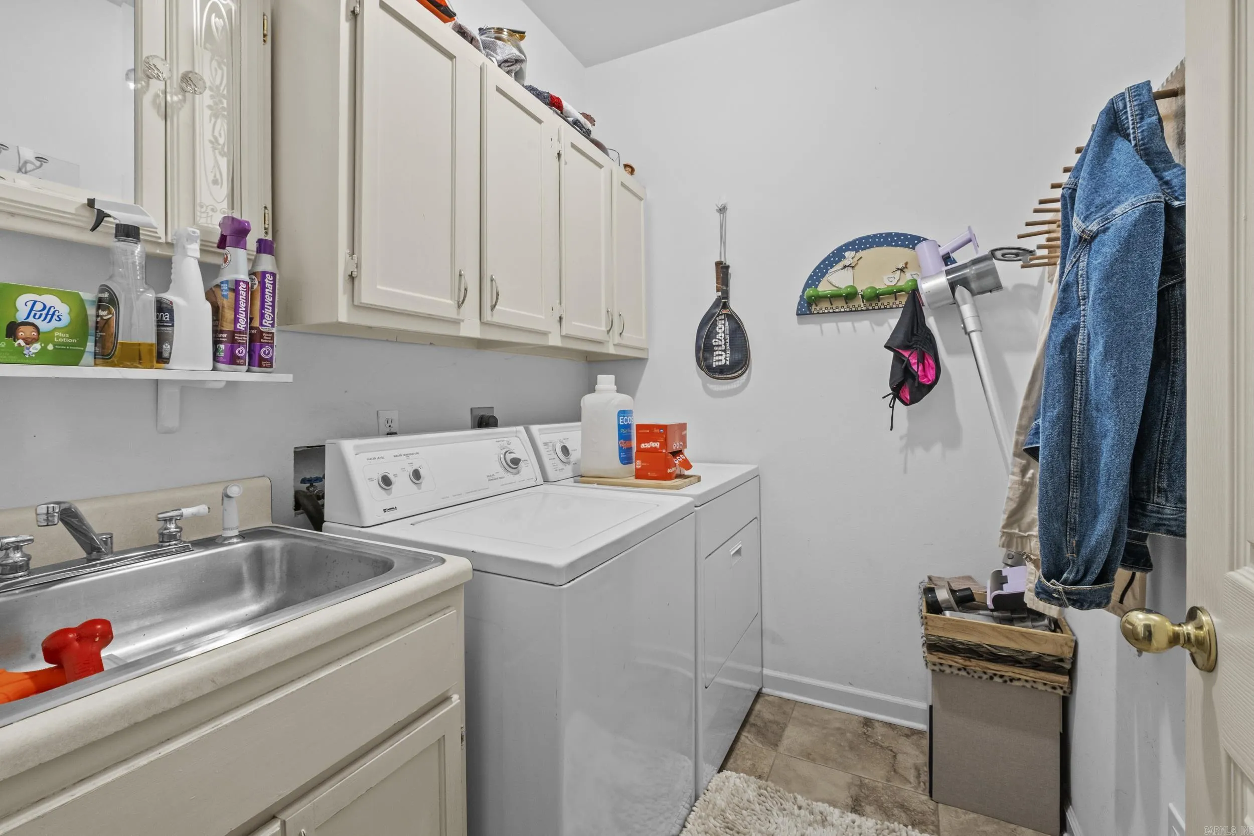 Property at 19  Montvale - Image 20