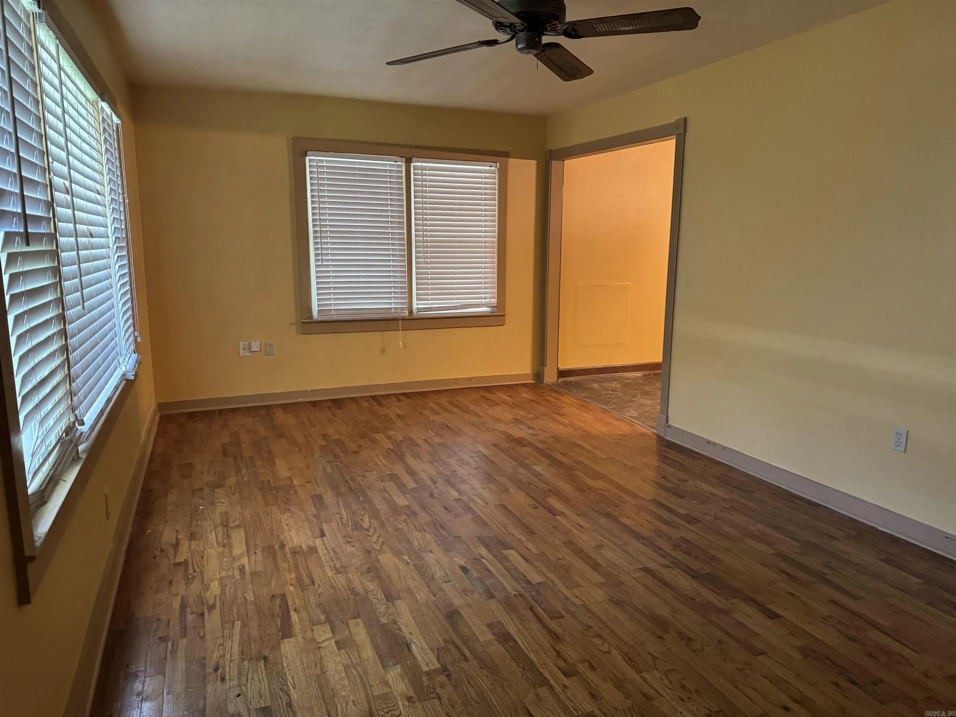 Property at 332  Jerry - Image 7