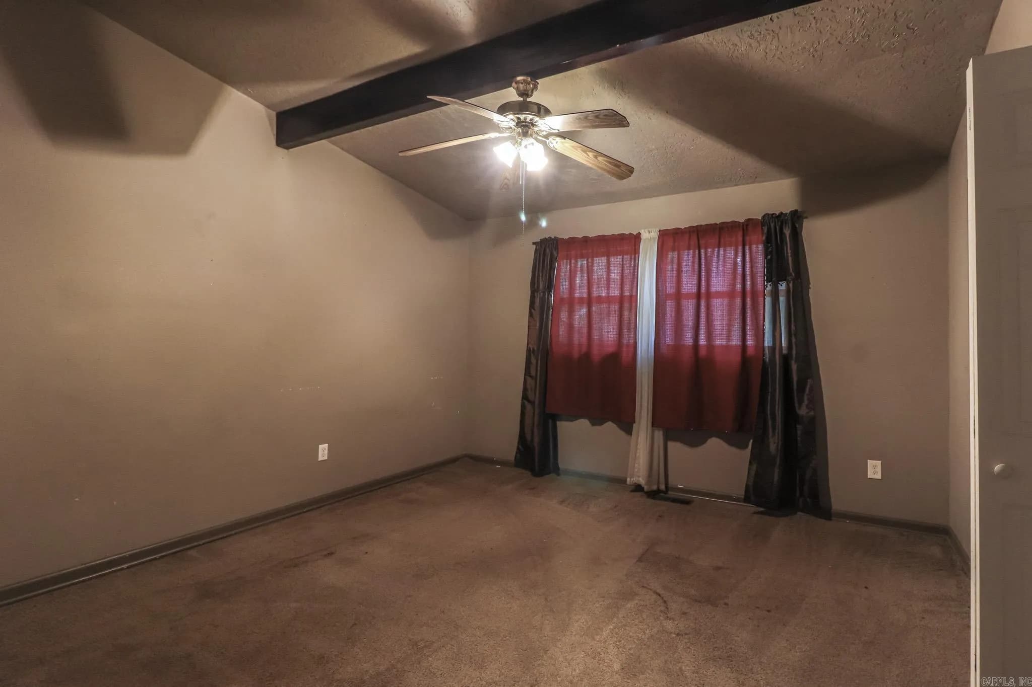 Property at 2301  Glenwood - Image 16