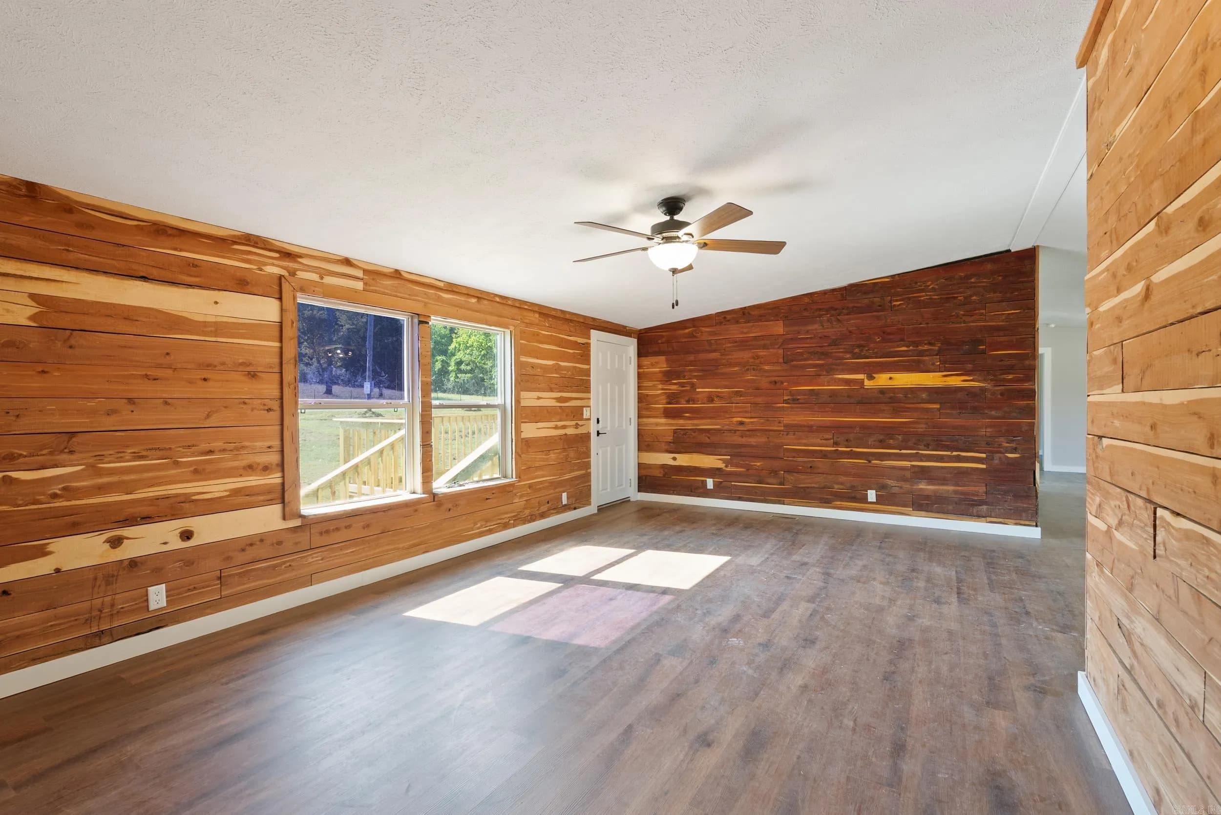 Property at 11 S Beryl - Image 8