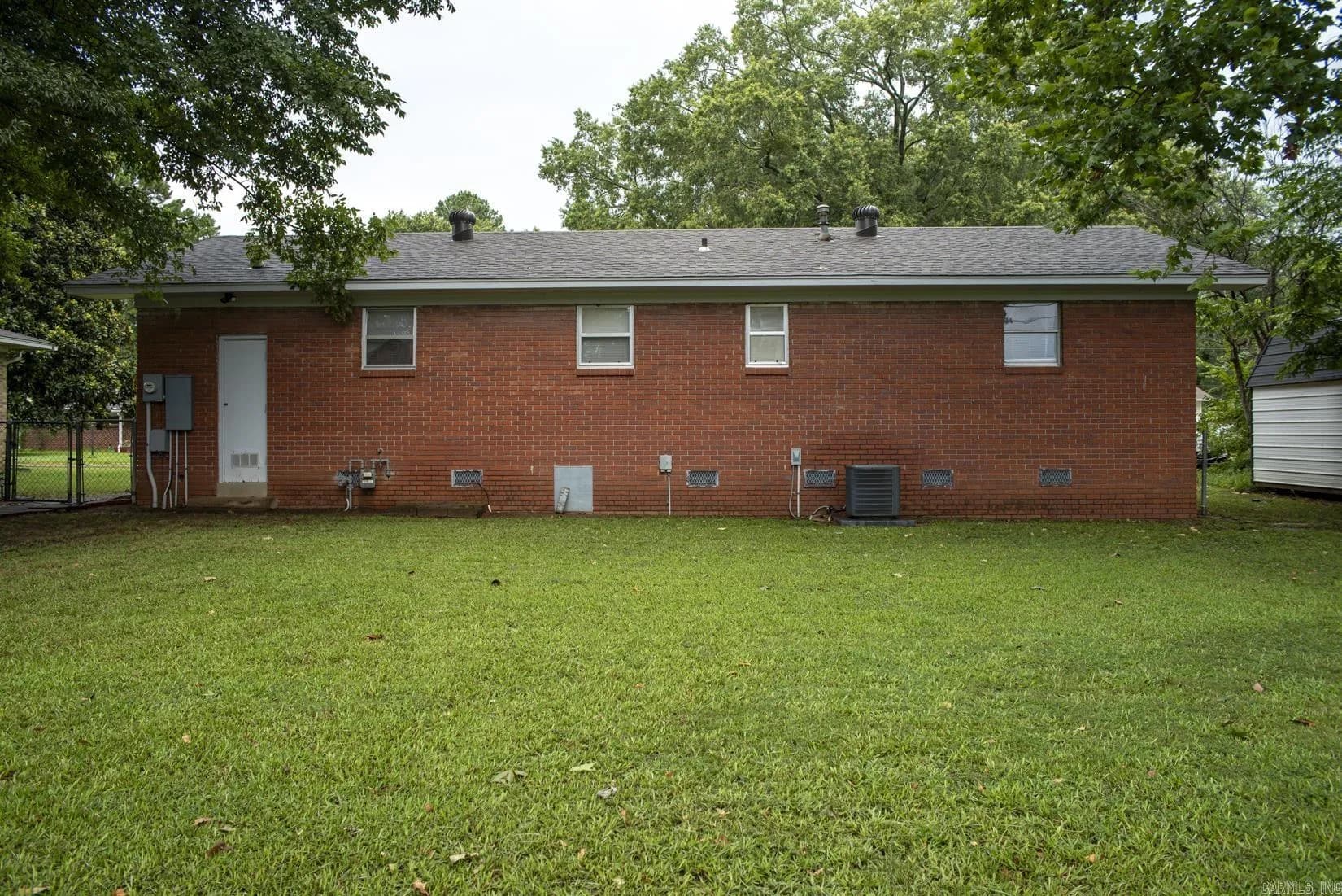 Property at 2215  Lee - Image 26