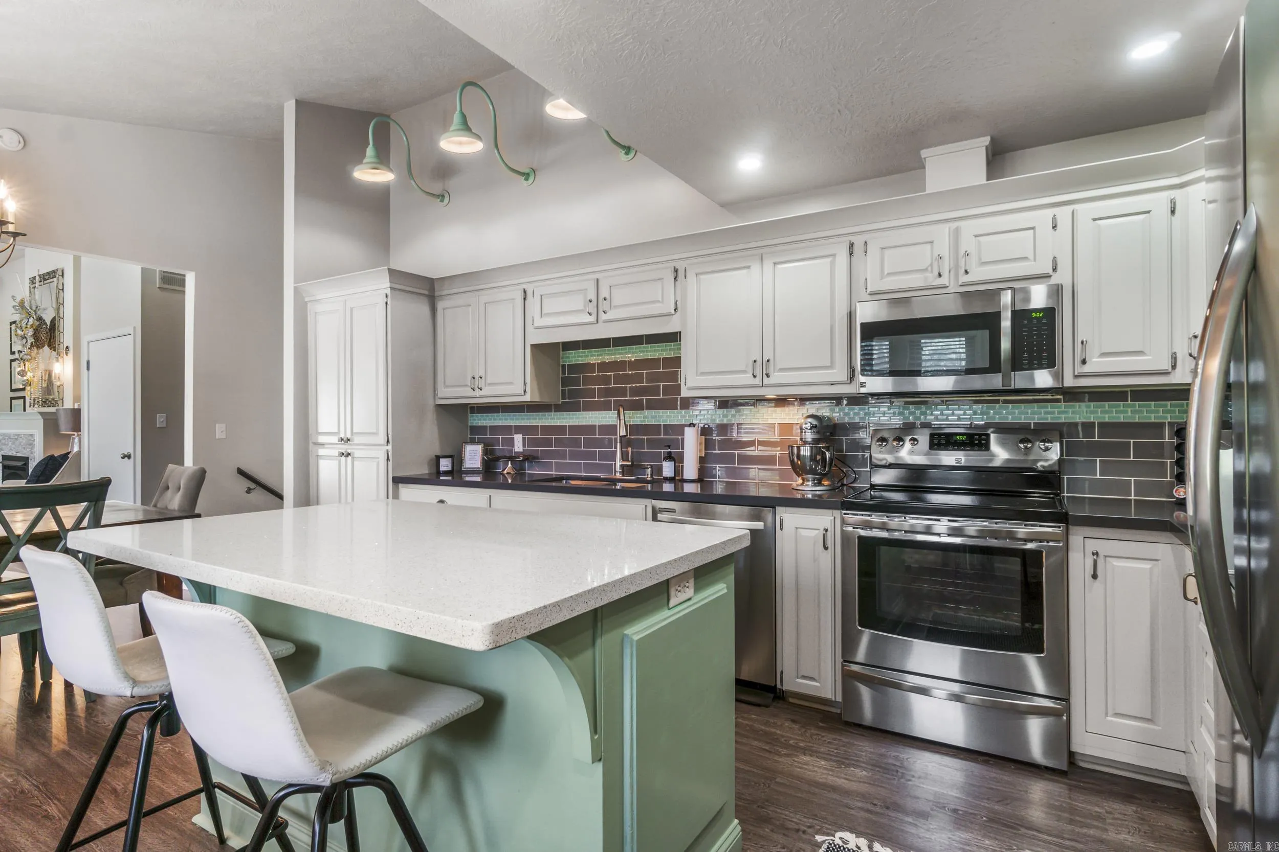 Property at 4  Briarcliff - Image 9