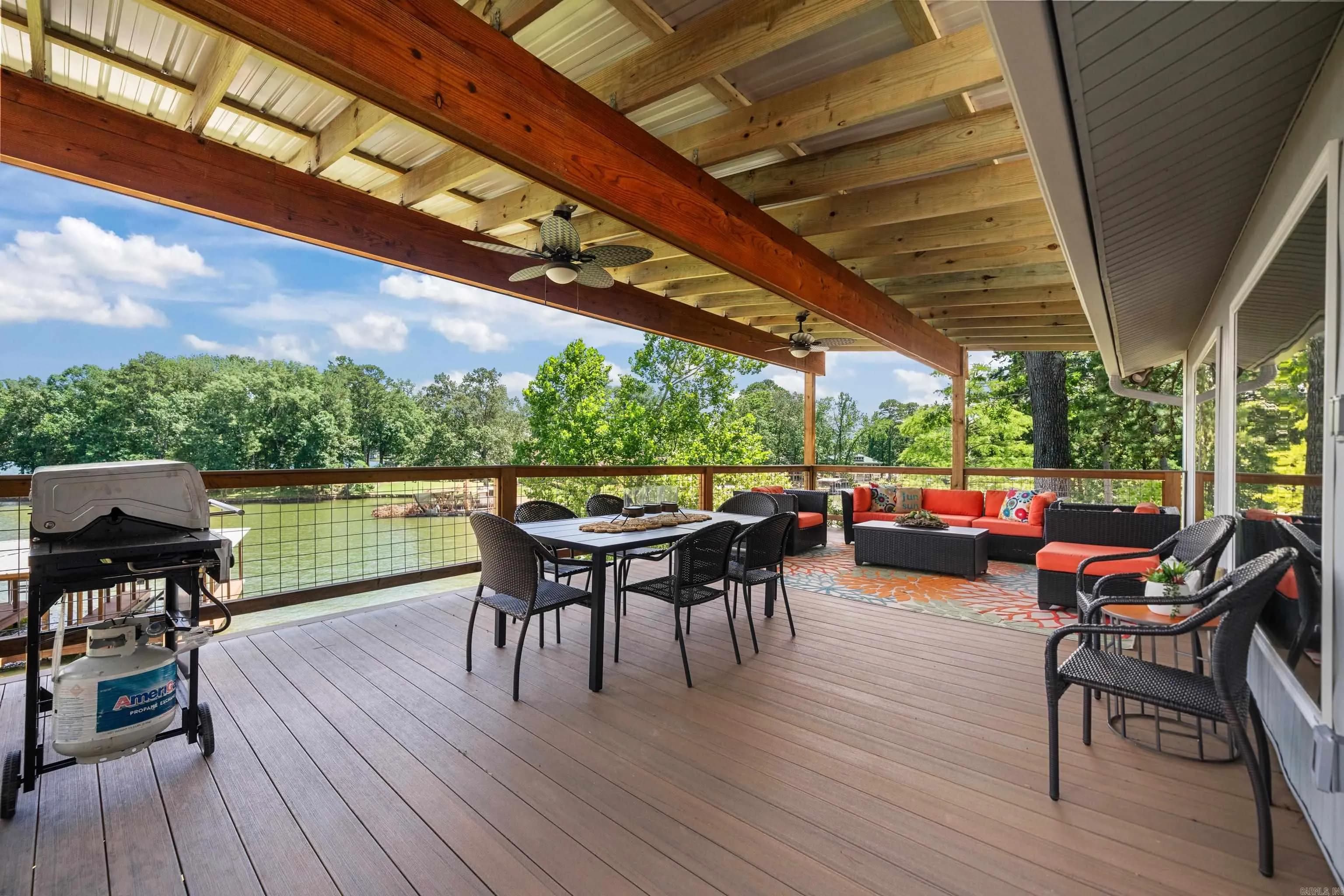 Property at 164  Sammie - Image 33