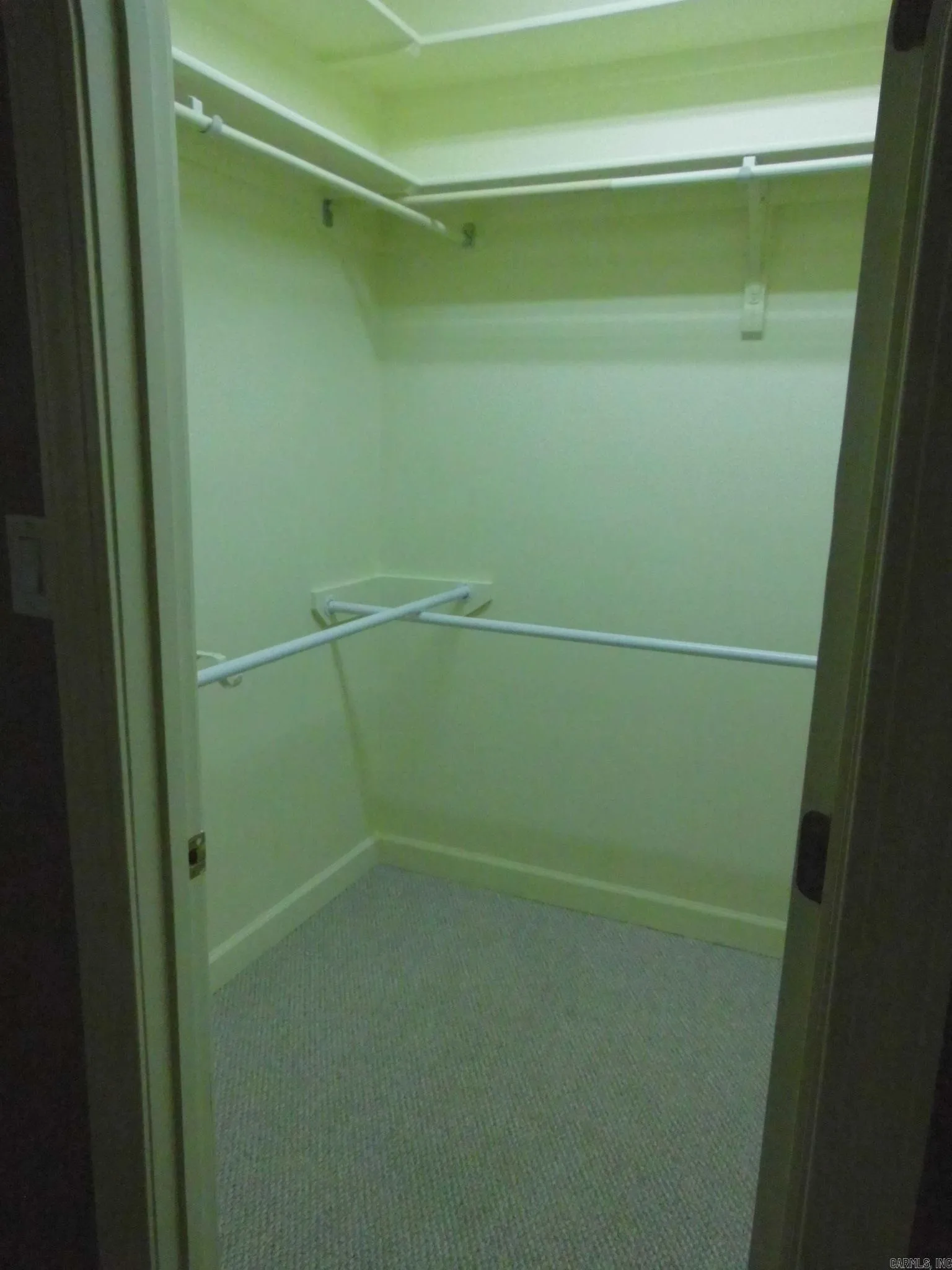Property at 335  Mckenzie - Image 25